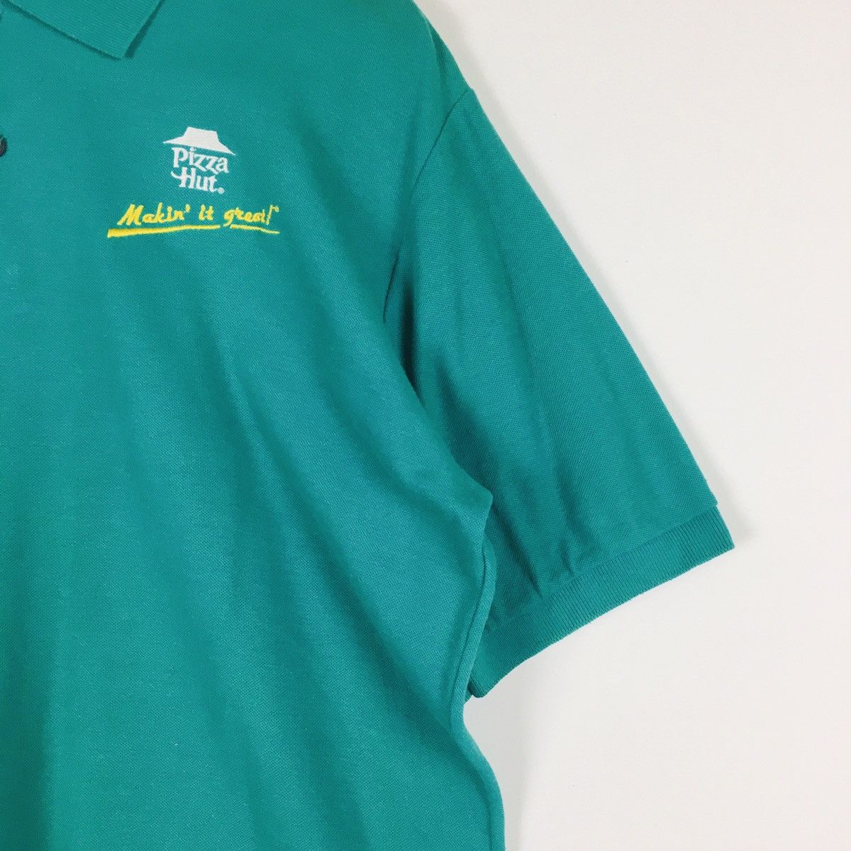 Vintage Vintage 90s Pizza Hut Polo Tee Size US L / EU 52-54 / 3 - 5 Thumbnail