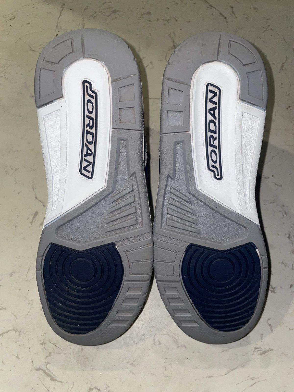 Jordan Brand Jordan 3 Georgetown Size US 7 / EU 40 - 7 Thumbnail