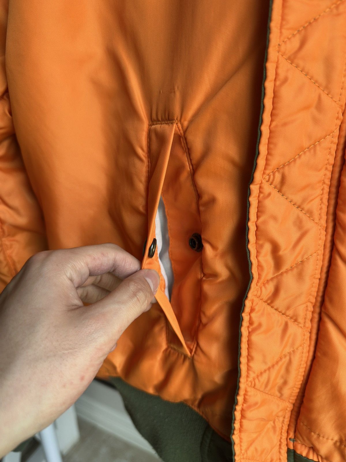 Alpha Industries Vintage Alpha Industries Reversible Bomber Jacket Green Size US M / EU 48-50 / 2 - 8 Thumbnail