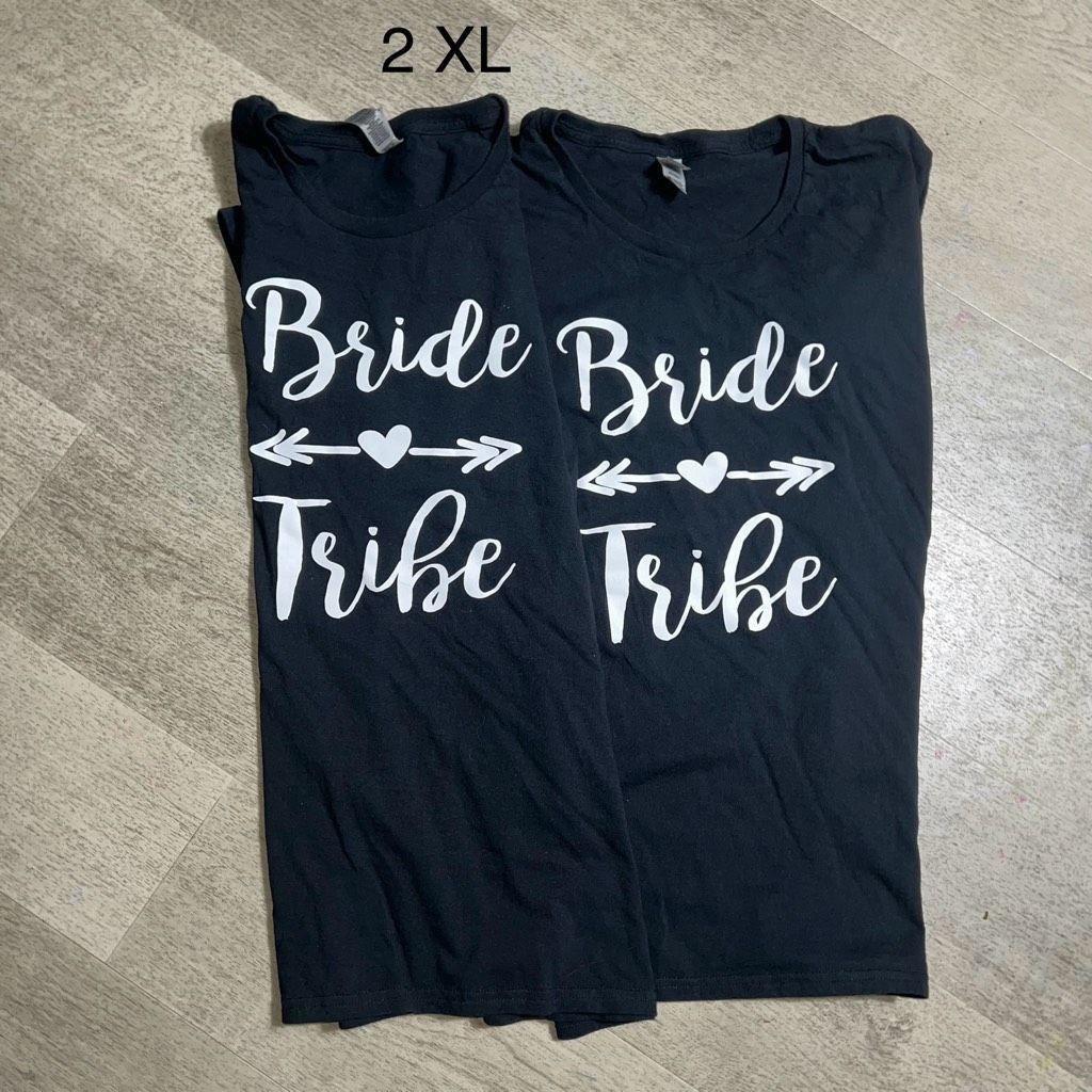 Gildan Bride Tribe, Gildan Cotton T-shirt, Heart w. Arrow in Black & White, Women’s L Size L / US 10 / IT 46 - 6 Thumbnail