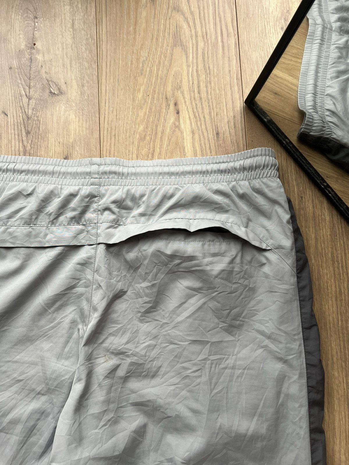 00’s NIKE BAGGY Y2K TRACK PANTS SWOOSH SPELLOUT LOGO