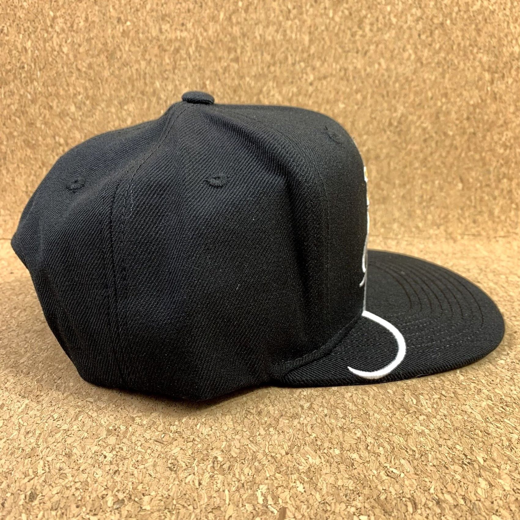 Adidas Cleveland Cavaliers Hat Cap 2017 Eastern Conference Champions Locker Room Adidas Men One Size Black Snapback Size ONE SIZE - 4 Thumbnail