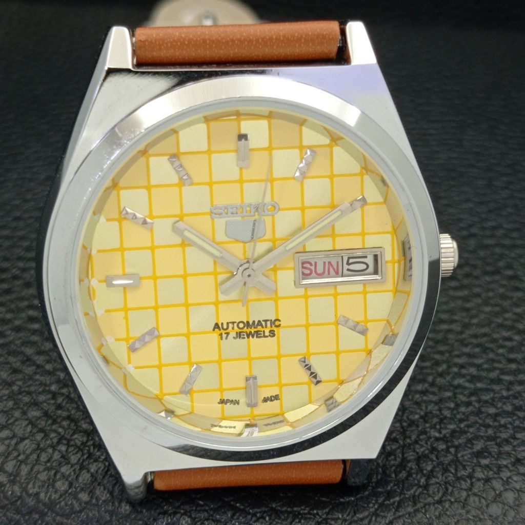 Seiko REFURBISHED VINTAGE SEIKO 5 AUTO JAPAN MENS WATCH a440219 Size 38 - 4 Thumbnail