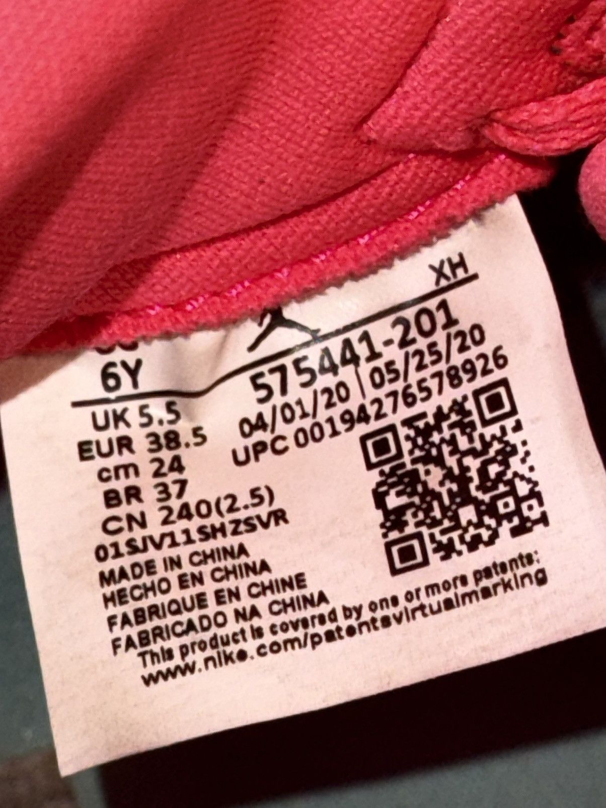 Jordan Brand × Nike Y6.5 Nike Air Jordan 1 Retro High OG Tokyo Bio Hack GS Size US 6 / EU 39 - 8 Thumbnail