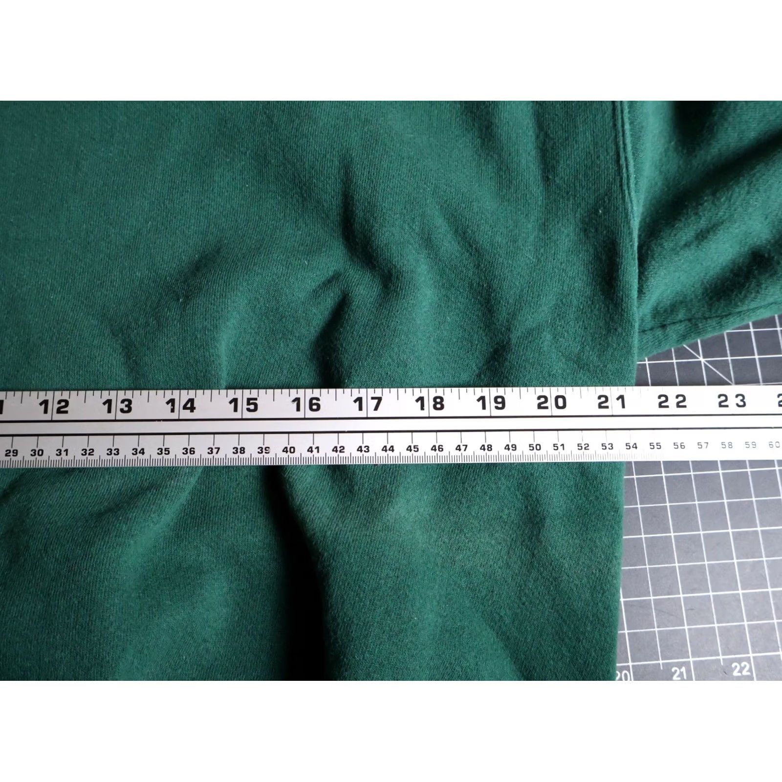 Vintage VINTAGE Bike Athletic Sweatshirt Men Large 90s Green Crewneck Faded USA Made Size US L / EU 52-54 / 3 - 5 Thumbnail