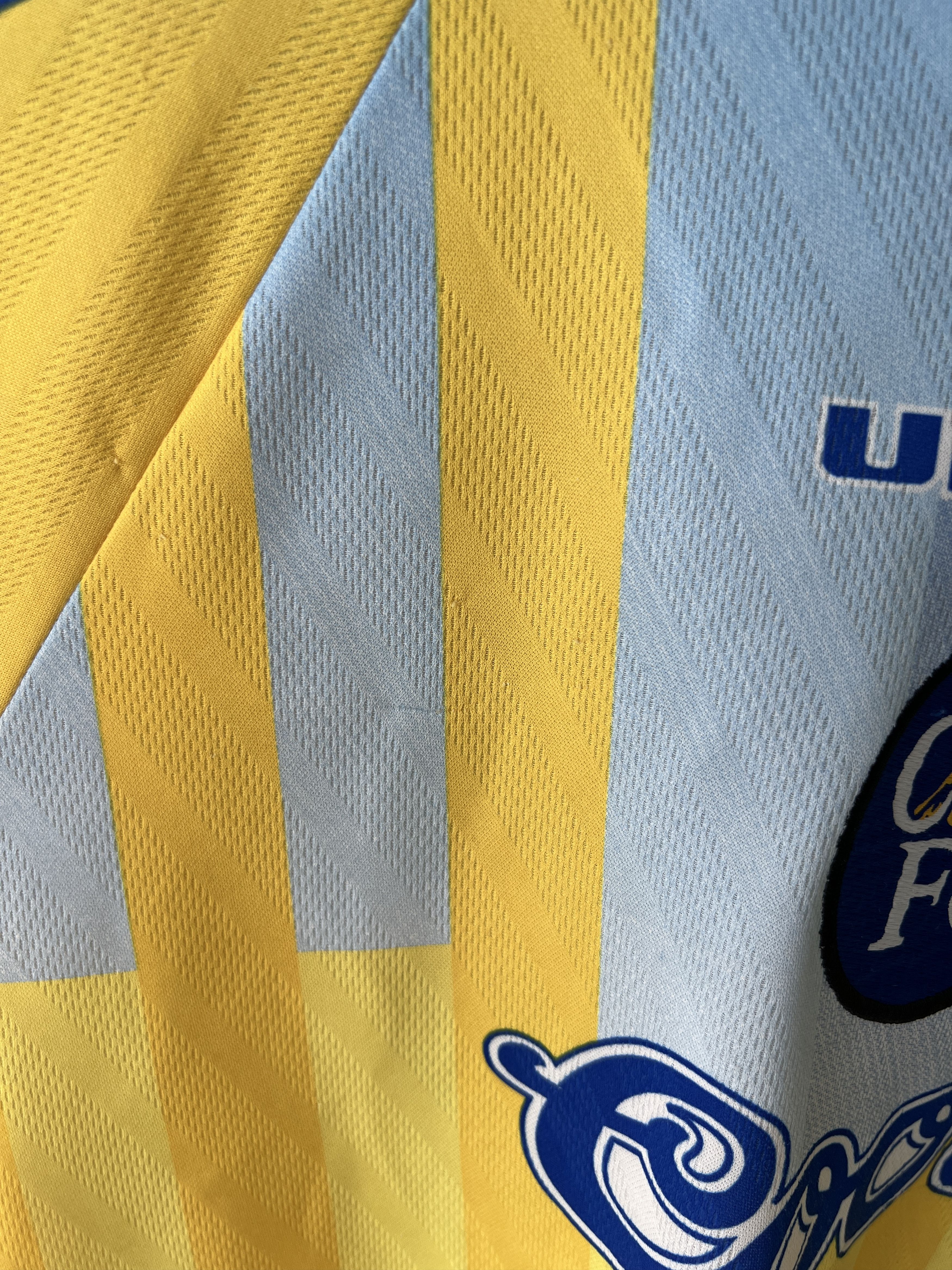 Umbro (XL) Chelsea 1996-97 Away Kit Zola #25 Size US XL / EU 56 / 4 - 6 Thumbnail