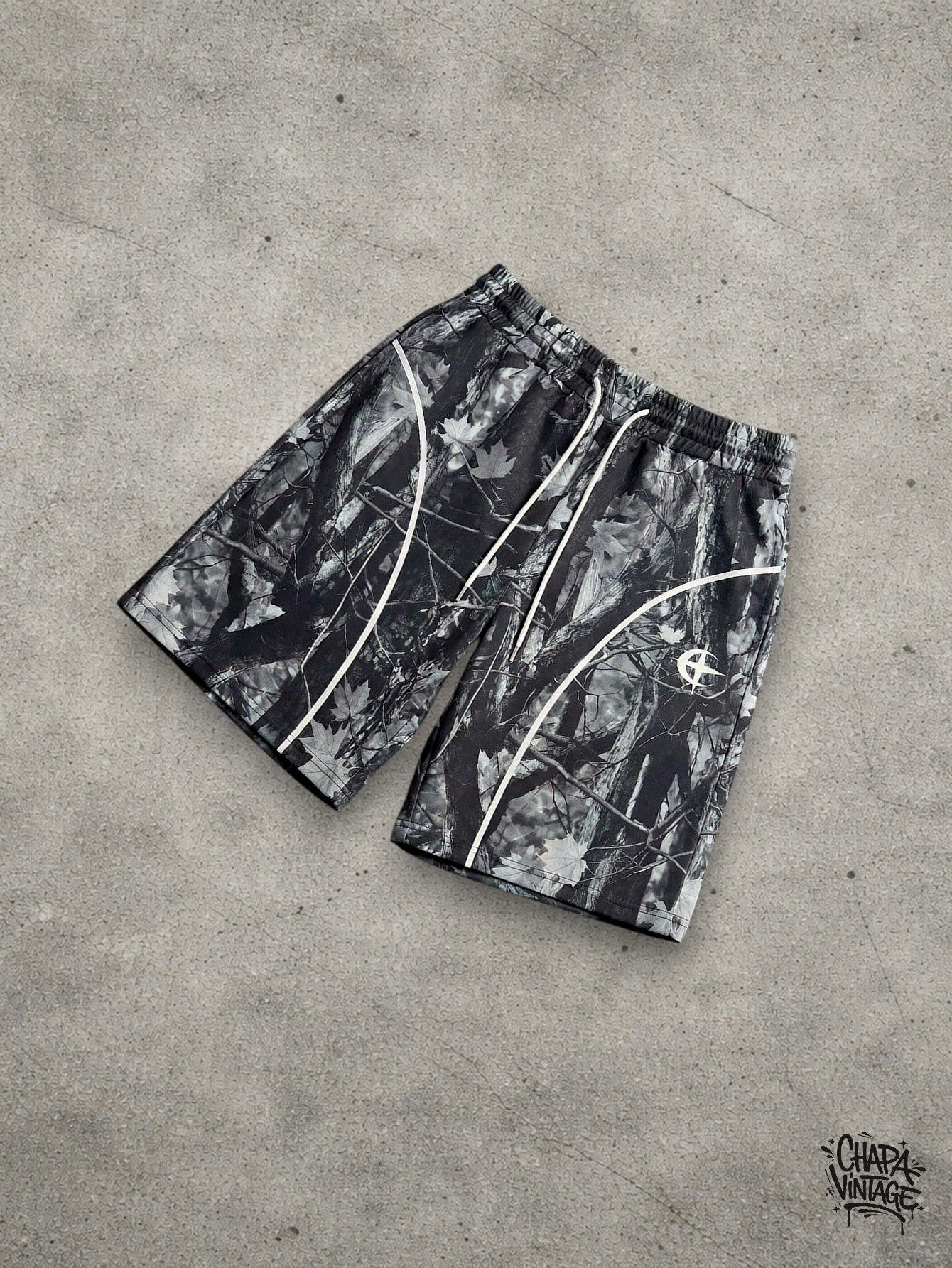 Japanese Brand Camo shorts Size US 32 / EU 48 - 2 Thumbnail
