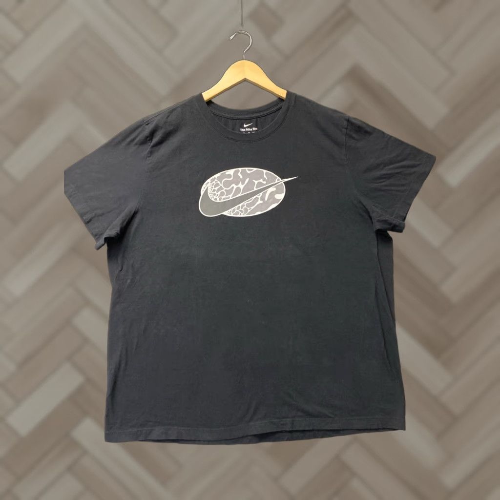Nike Nike T-Shirt XL Men Black Logo Solid Casual Sportswear Size US XL / EU 56 / 4 - 1 Thumbnail