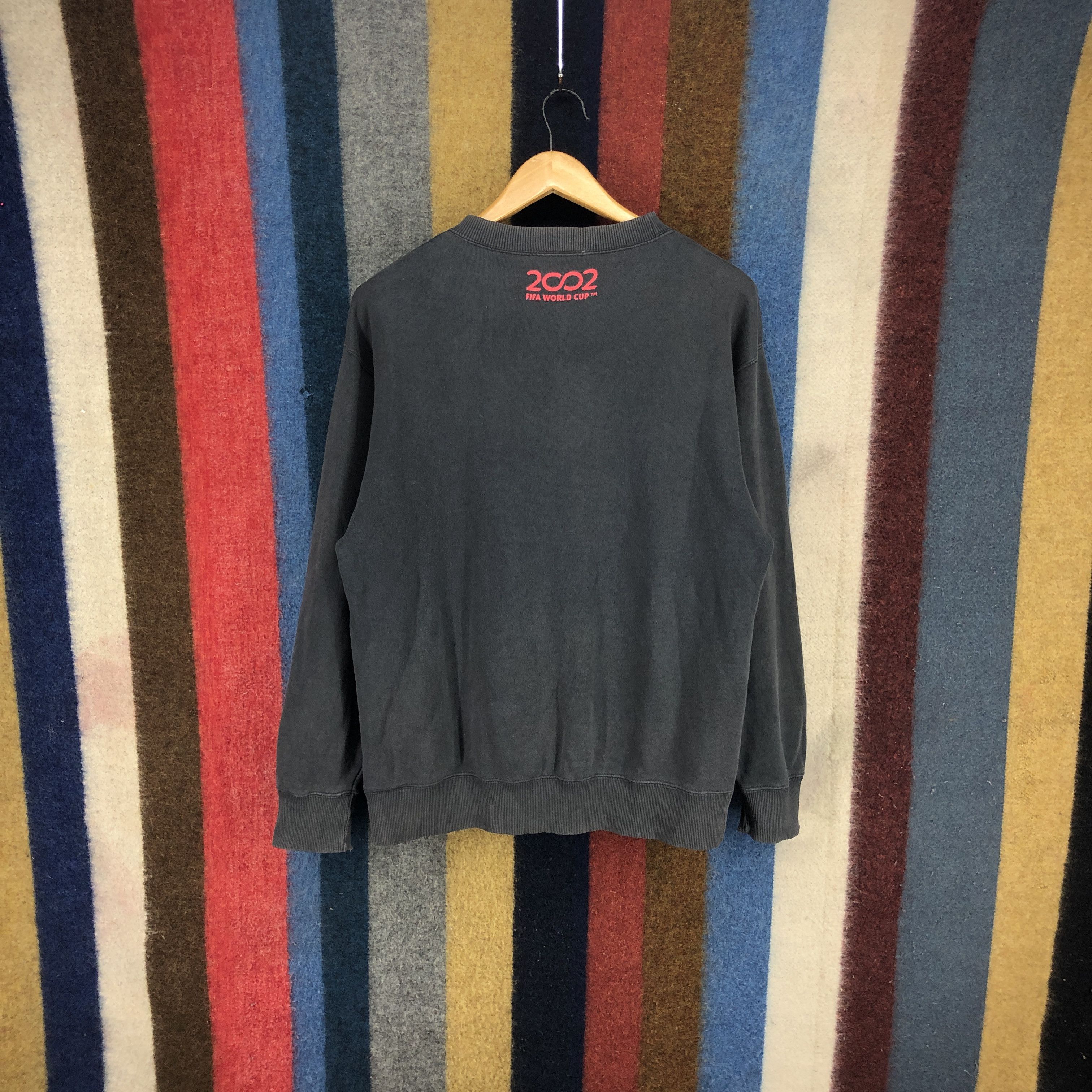 Vintage Y2K FIFA WORLD CUP 2002 Korea Japan Sweatshirt #0311/N Size US L / EU 52-54 / 3 - 7 Thumbnail