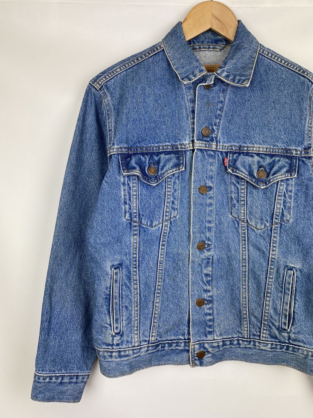 Levi's × Vintage Levis vintage men’s denim trucker jacket size Xl Size US XL / EU 56 / 4 - 2 Thumbnail