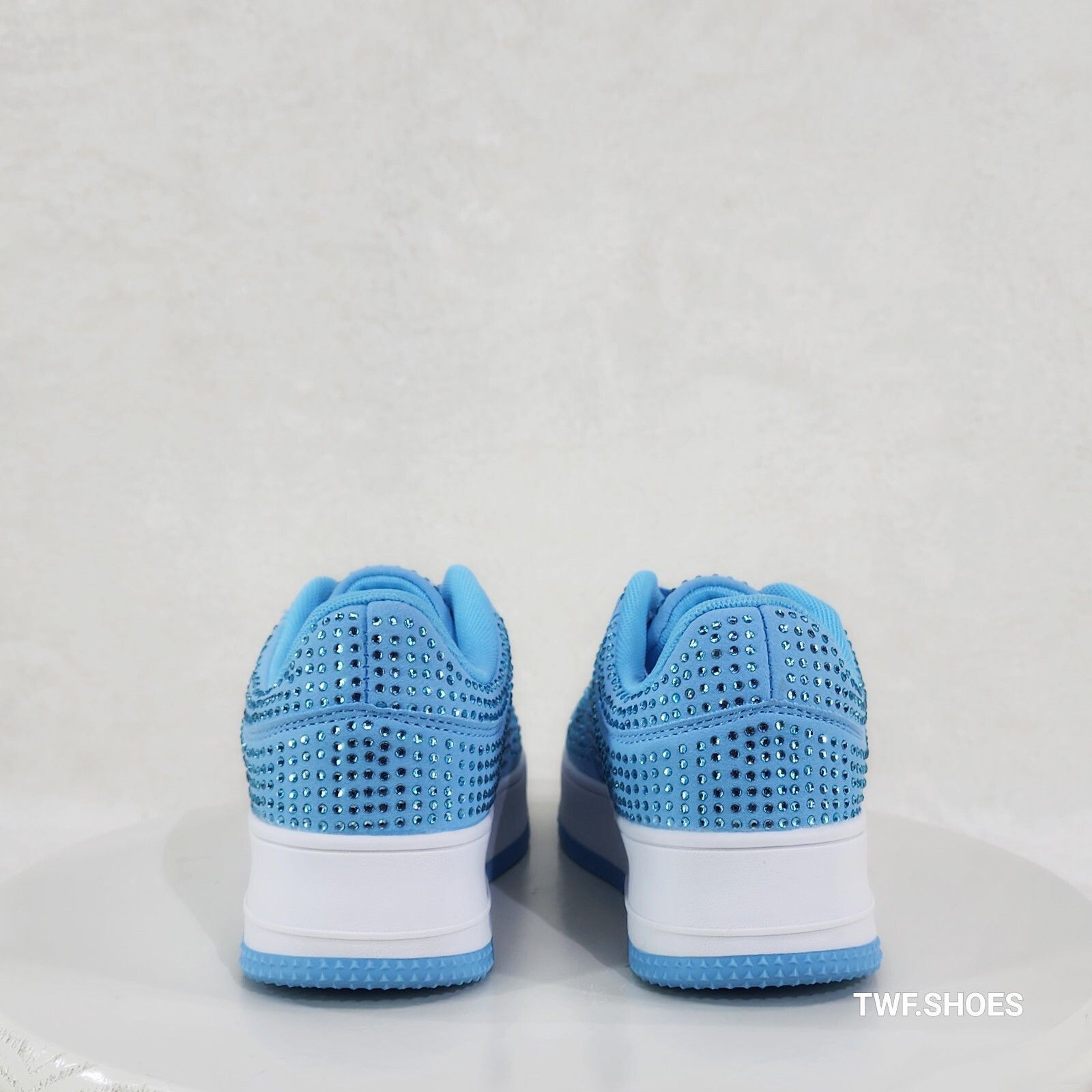 Other Eden Light baby Sky Blue Rhinestone Platform Sneakers Tennis Size US 10 / IT 40 - 2 Thumbnail