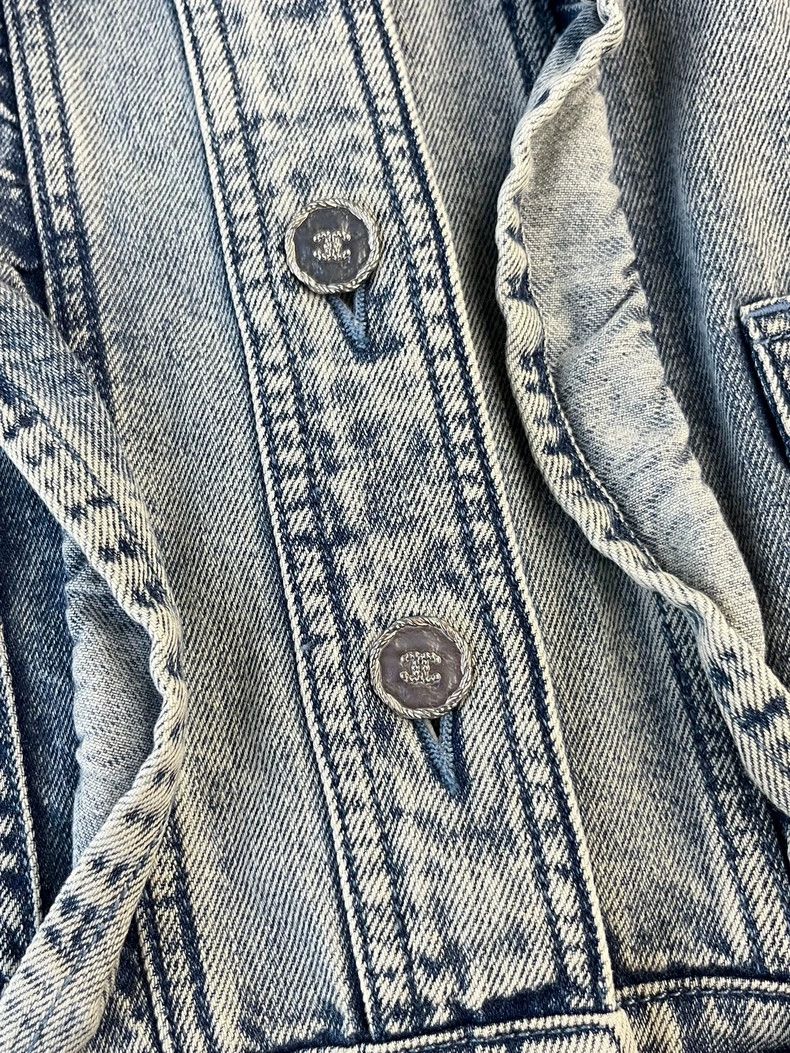 Chanel Chanel Make an old short denim jacket Size XXS / US 00 / IT 34 - 2 Thumbnail