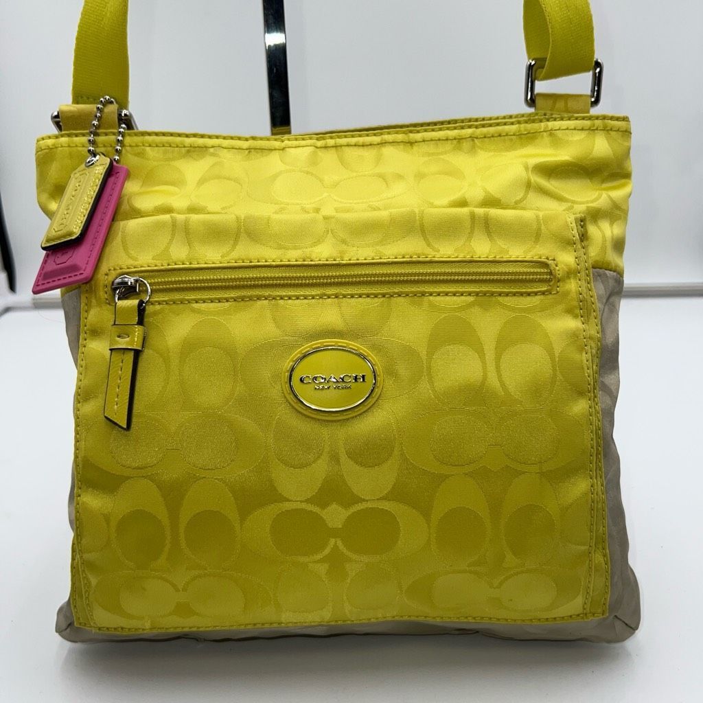 Coach Coach Signature Canvas Colorblock File Bag Size ONE SIZE - 2 Thumbnail