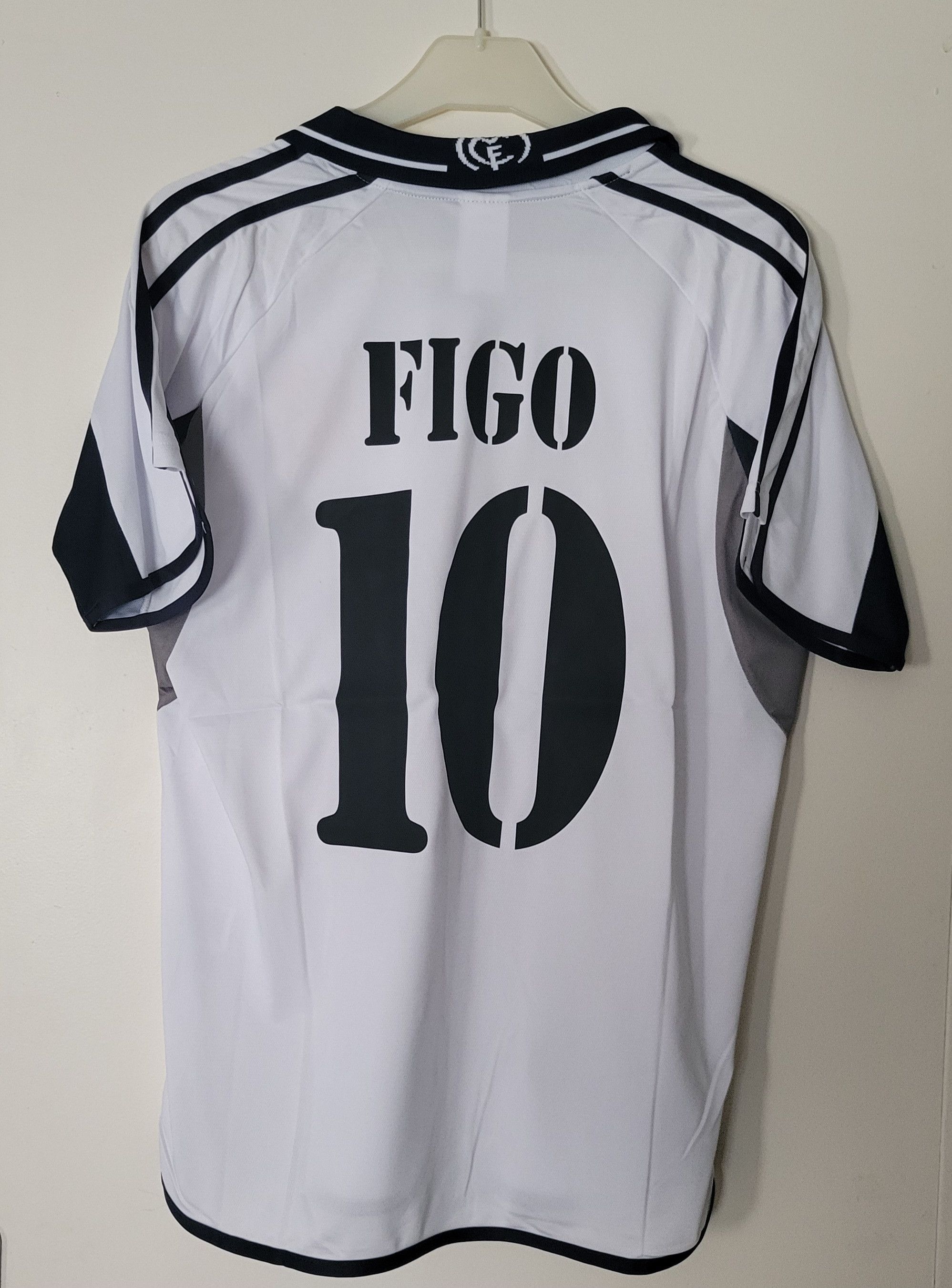Other Real Madrid 2000/2001 Figo 10 Vintage Soccer Jersey Trikot Size US L / EU 52-54 / 3 - 1 Thumbnail