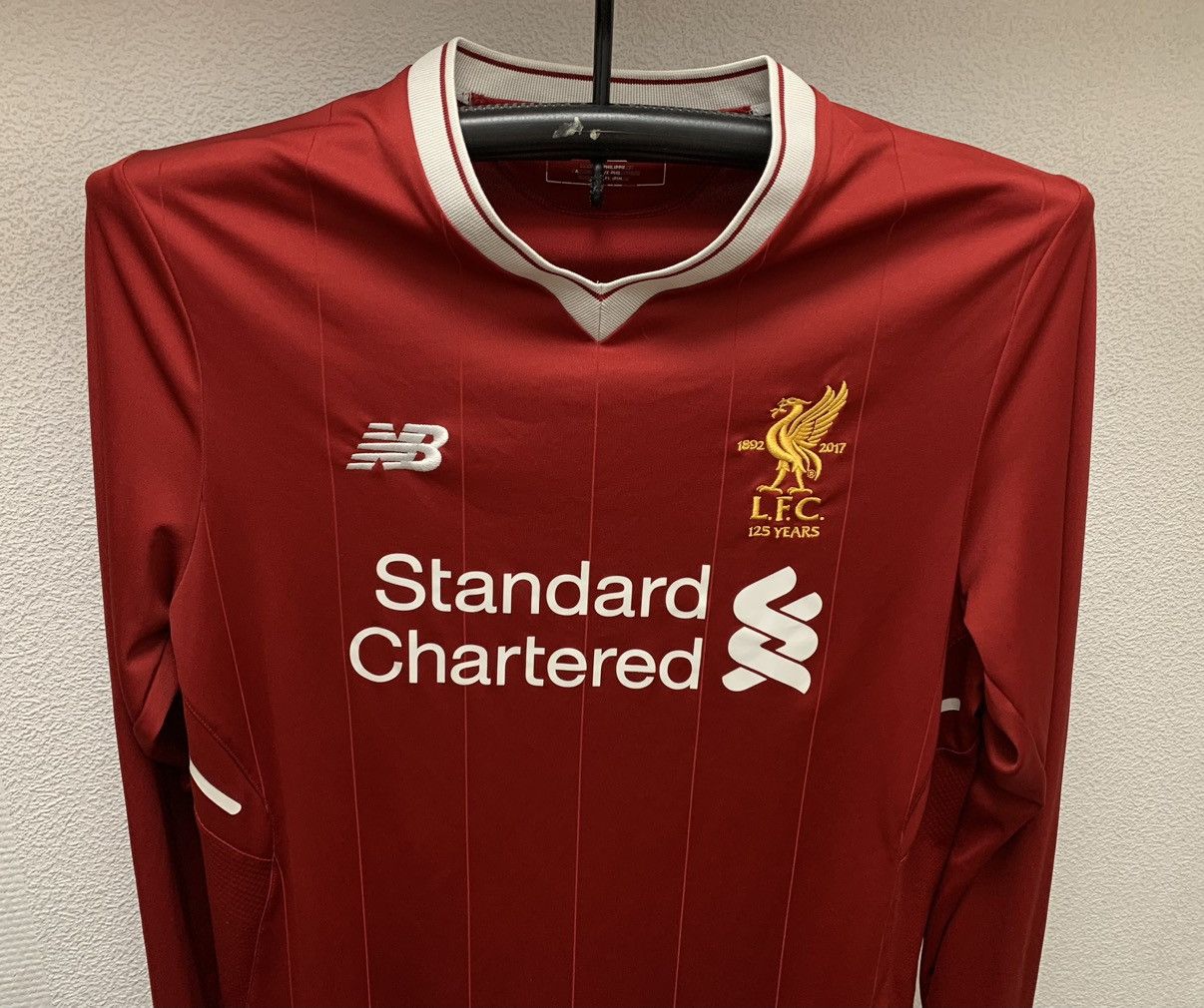New Balance New balance Liverpool longsleeve soccer jersey M Size US M / EU 48-50 / 2 - 5 Thumbnail