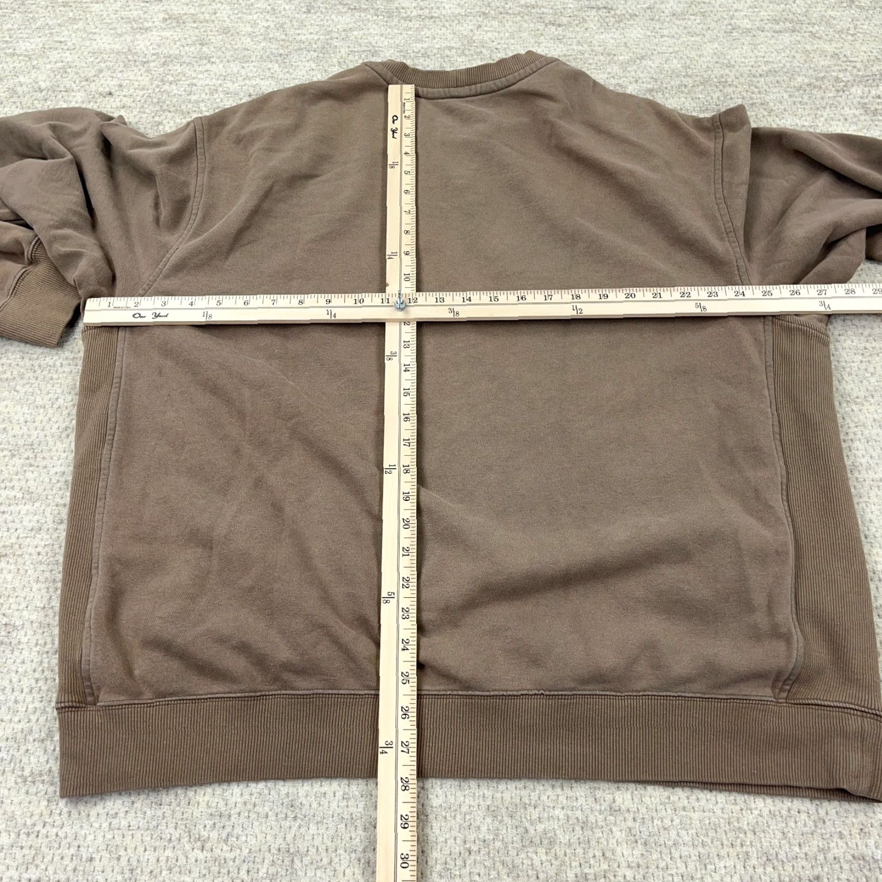 Nike VINTAGE Nike Sweatshirt Men 2XL Brown Crewneck Pullover Sweatshirt Nike Sportswear 2000s RARE Size US XXL / EU 58 / 5 - 6 Thumbnail