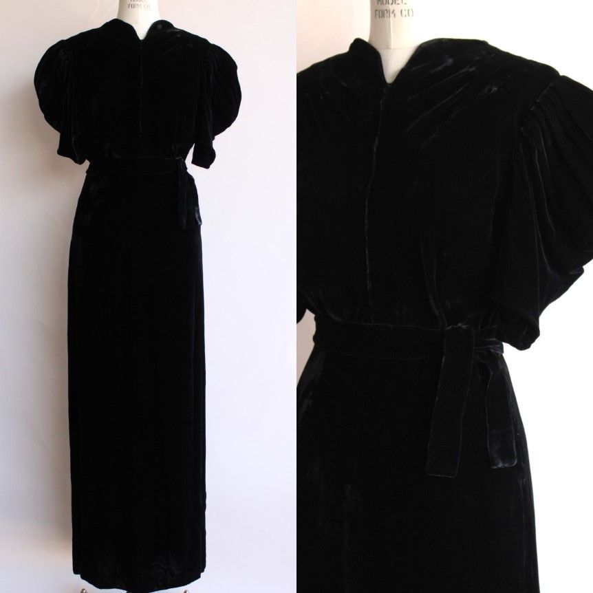 Vintage Vintage 1930s Dress, Kiviette Black Silk Velvet Rare Full Le Size M / US 6-8 / IT 42-44 - 1 Thumbnail