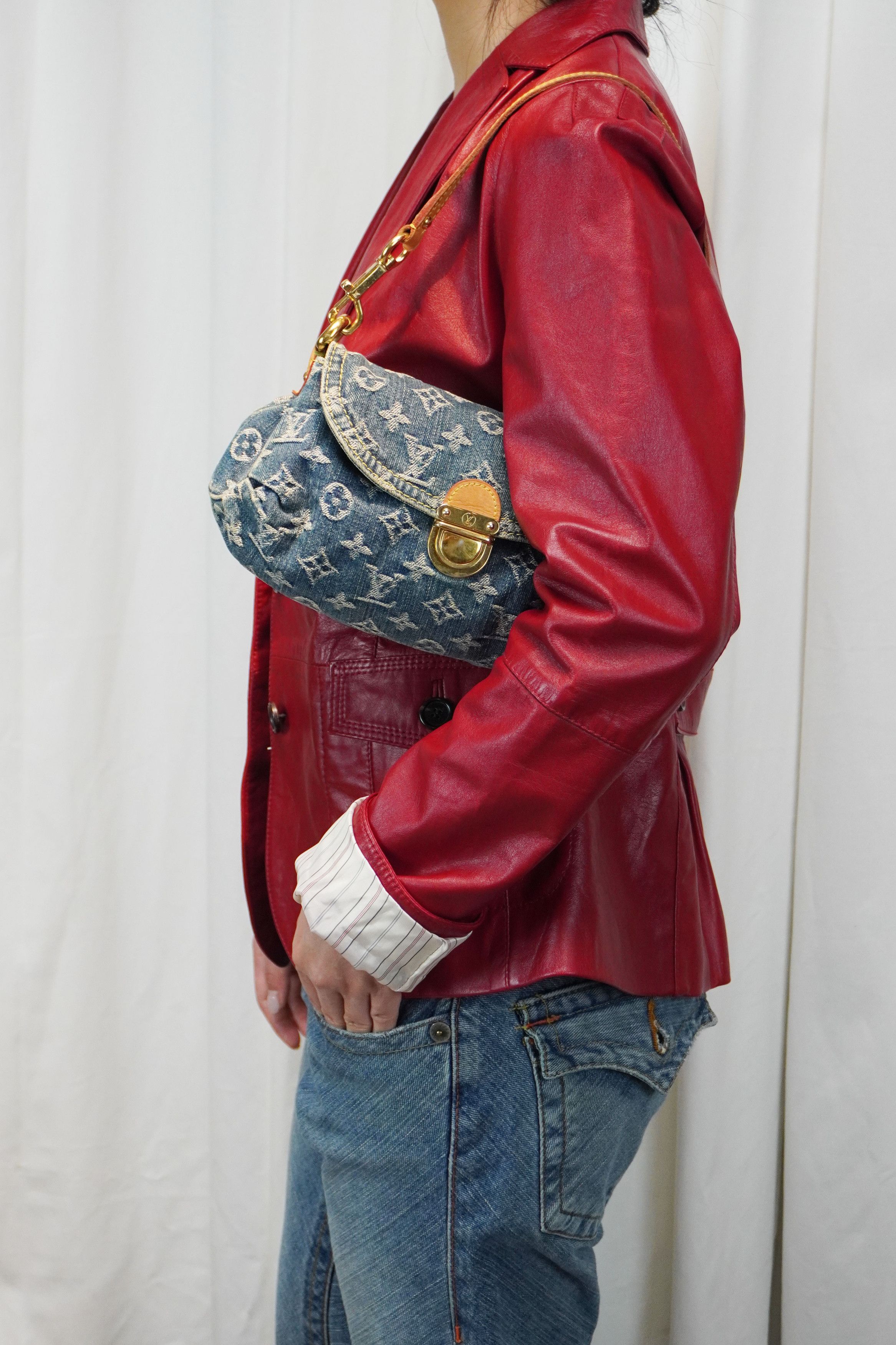 Louis Vuitton Louis Vuitton Denim Pleaty Shoulder Bag Size ONE SIZE - 2 Thumbnail
