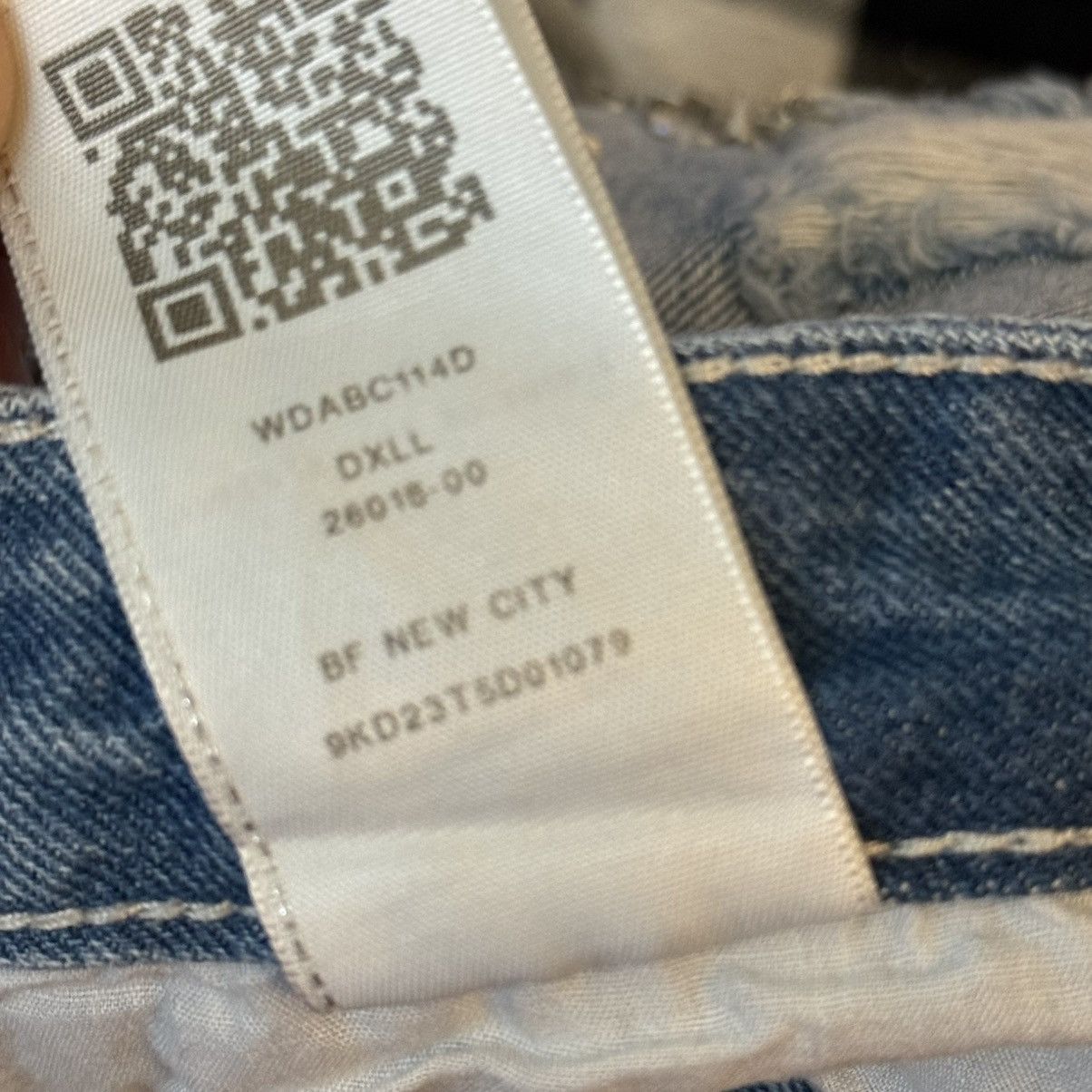 True Religion True Religion Boyfriend Big City stud embellished jeans Size 27" / US 4 / IT 40 - 8 Thumbnail