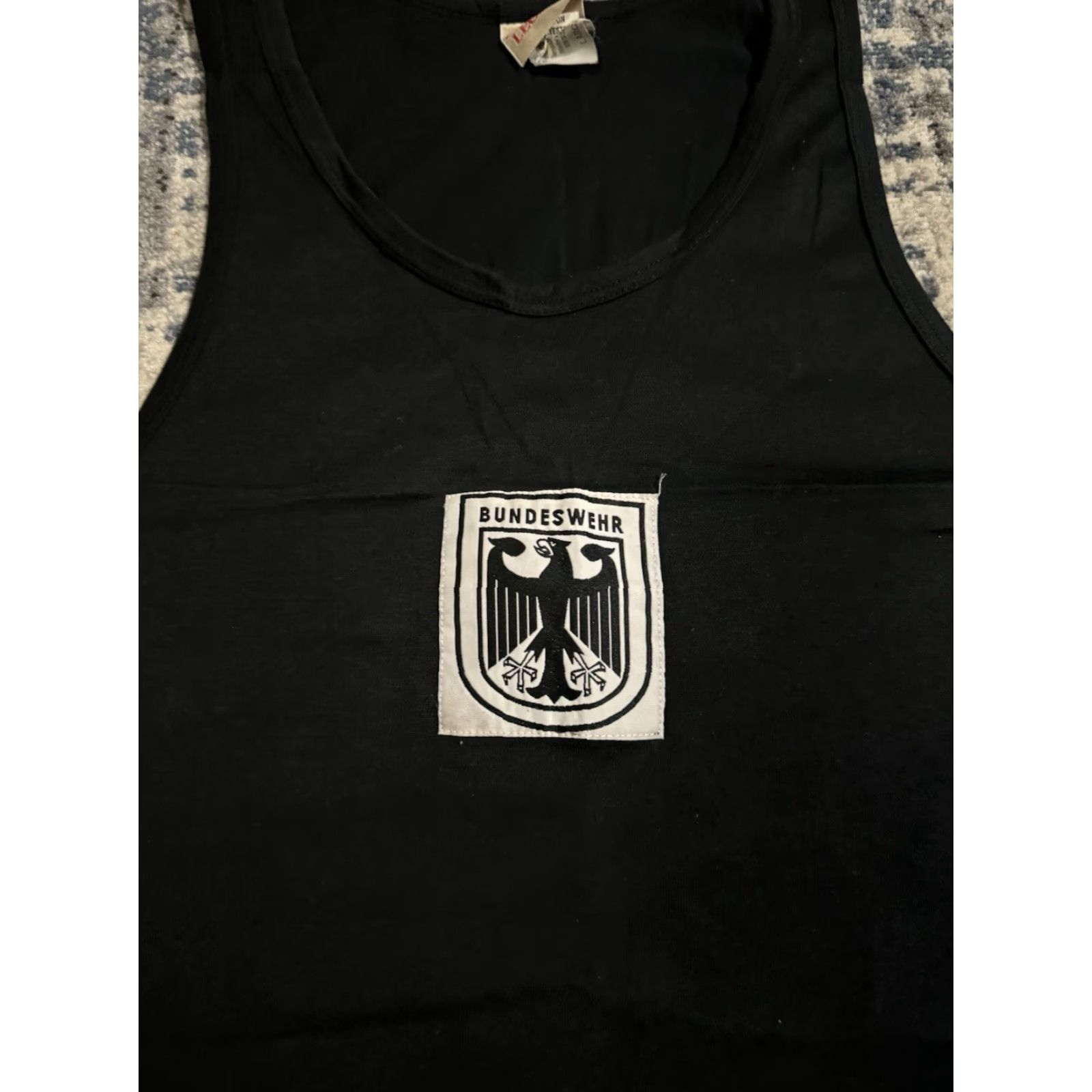 Vintage VINTAGE Bundeswehr Black Tank Top T Shirt L USA Graphic Print 90s Army Men 1990s Foreign Legion Logo Shirt Size US L / EU 52-54 / 3 - 2 Thumbnail