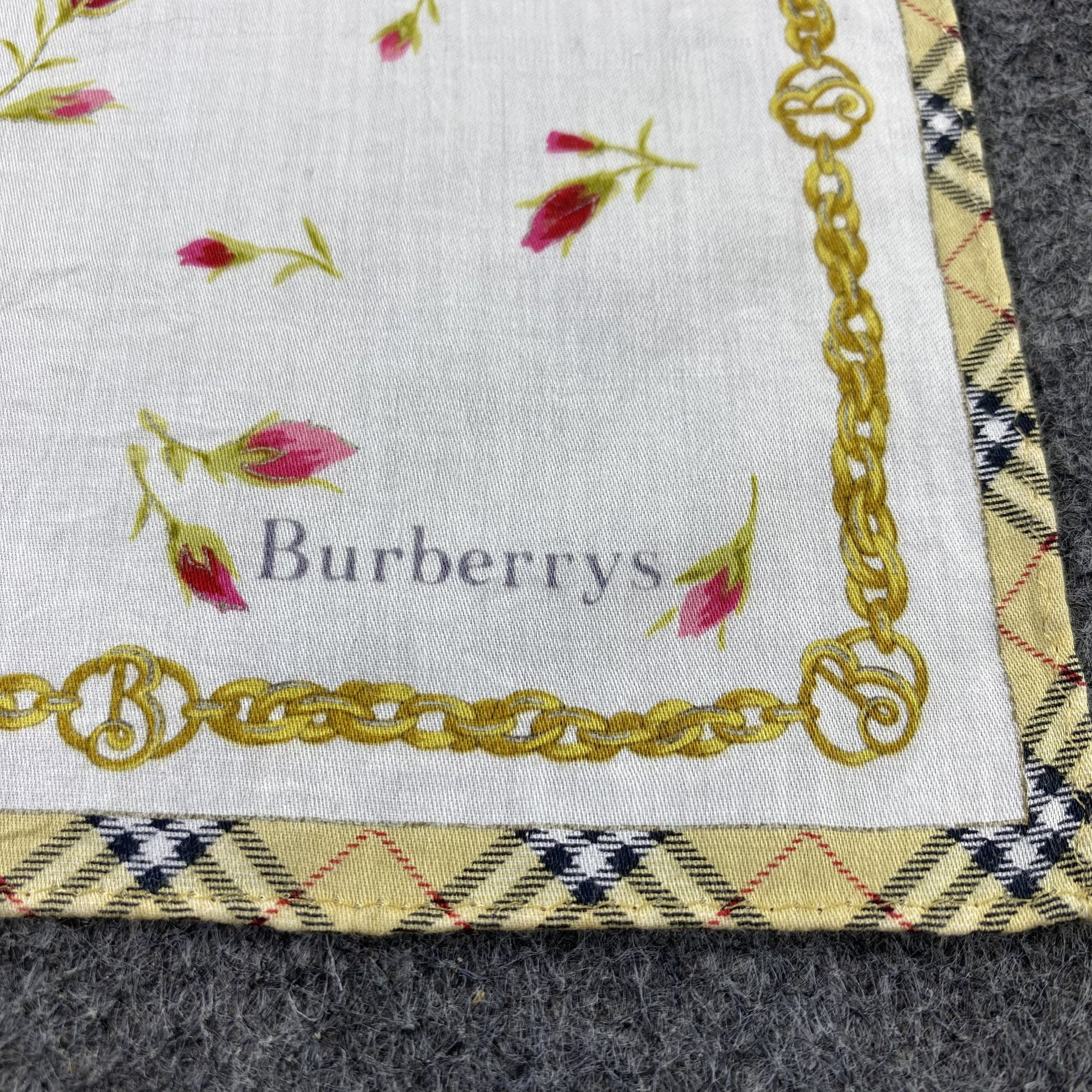 Burberry Burberrys Handkerchief Neckerchief Bandana-B1756 Size ONE SIZE - 7 Thumbnail