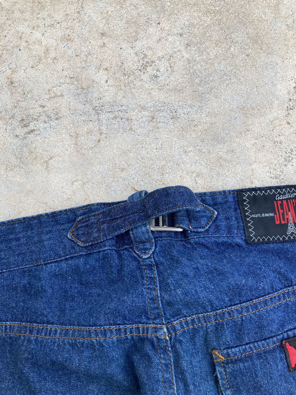 Jean Paul Gaultier Vintage 80’s Gaultier Jean’s Bucke Back Jean Paul Gaultier Size 30" / US 8 / IT 44 - 9 Thumbnail