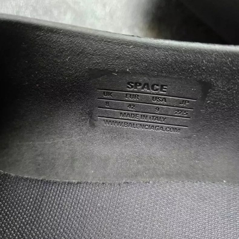 Balenciaga Balenciaga Space Sneakers Size 42-2505 Size US 9 / EU 42 - 7 Thumbnail
