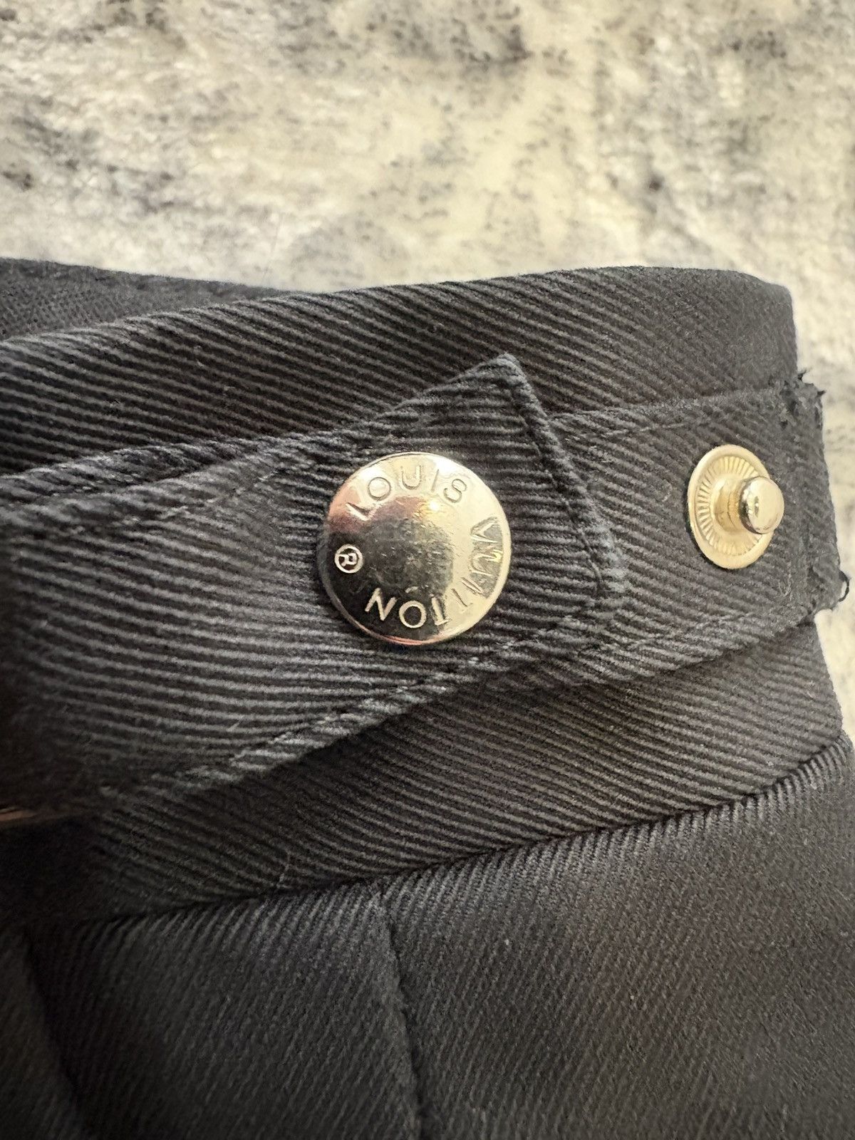 Louis Vuitton Louis vutton with Lv buckles on each side Size US 44 / EU 60 - 9 Thumbnail