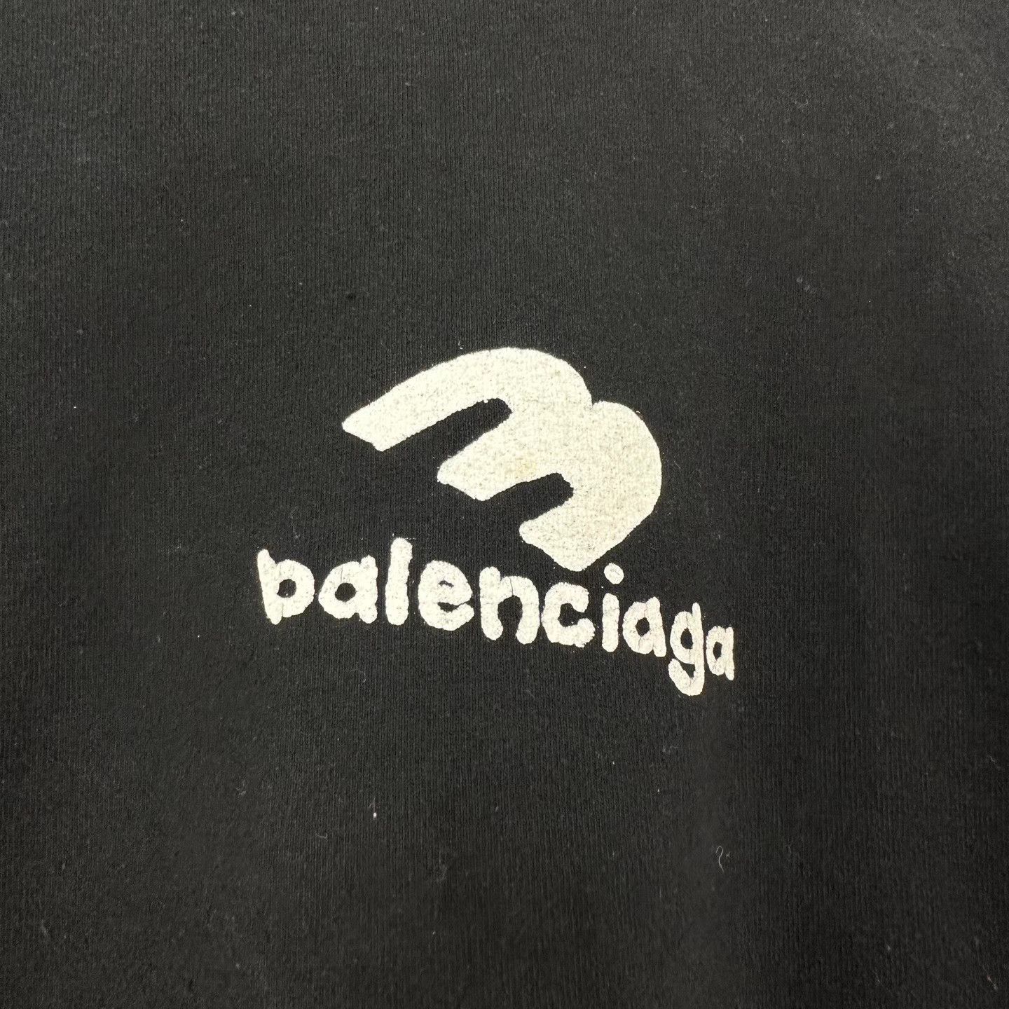 Balenciaga Balenciaga Women's Cropped Black Logo Print Short Sleeve K12 Size US S / EU 44-46 / 1 - 5 Thumbnail
