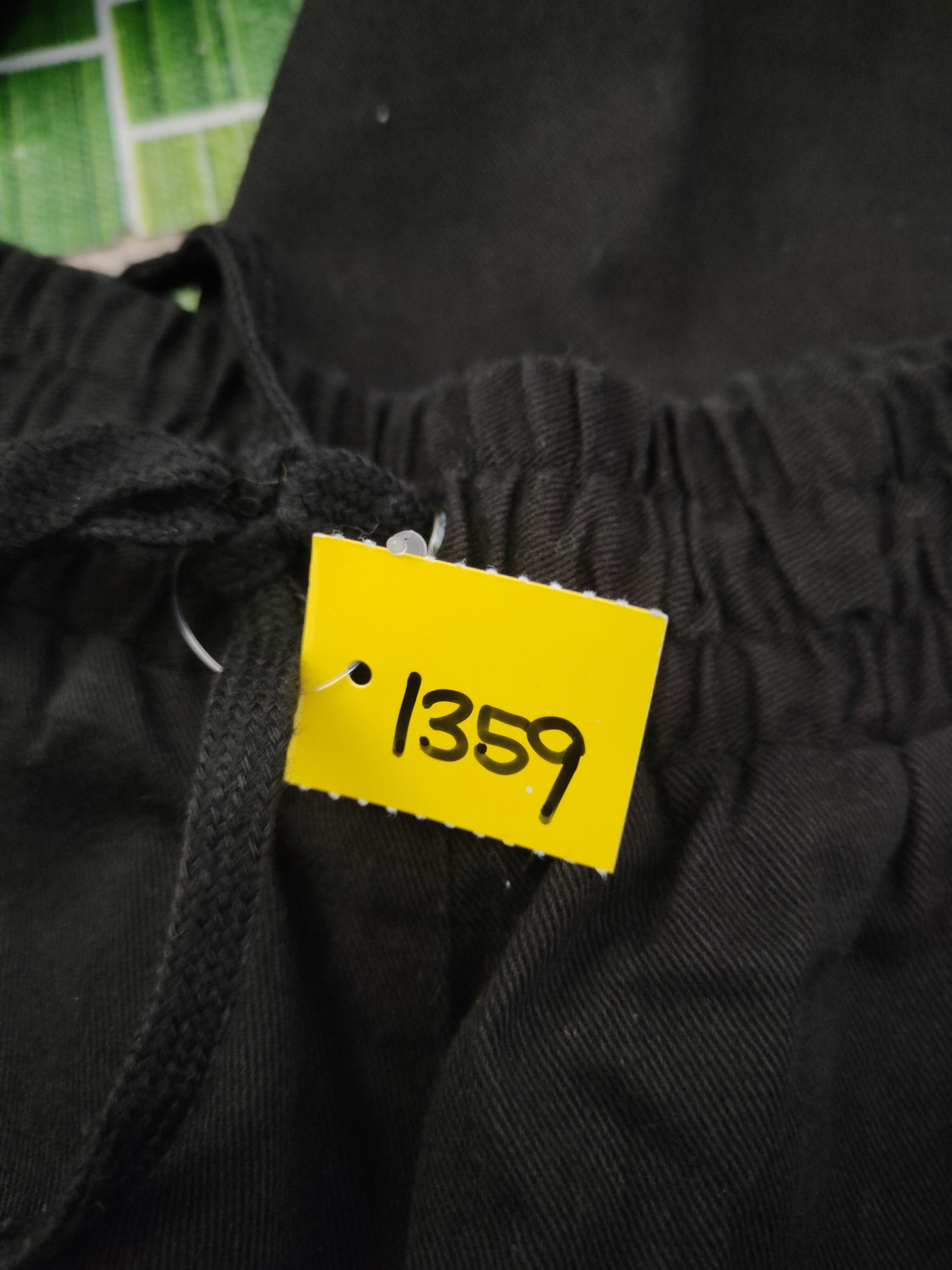 Japanese Brand DL Takeasy Black Multipocket Joggers #1359 Size US 28 / EU 44 - 15 Thumbnail