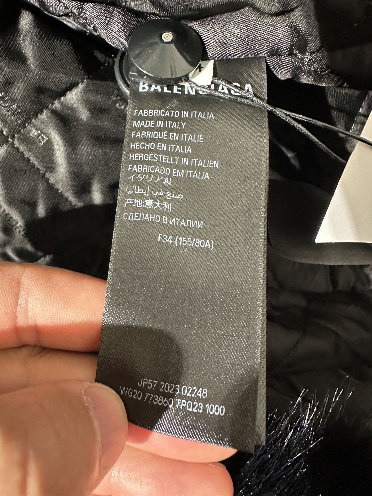 Balenciaga Balenciaga Faux Fur Coat Size XS / US 0-2 / IT 36-38 - 7 Thumbnail