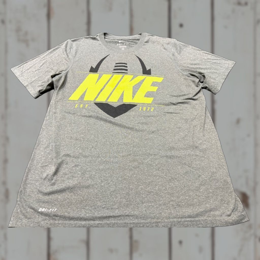 Nike Nike Dri-FIT Shirt Mens Medium Gray Graphic Print Athletic Outdoor Casual Size US M / EU 48-50 / 2 - 1 Thumbnail