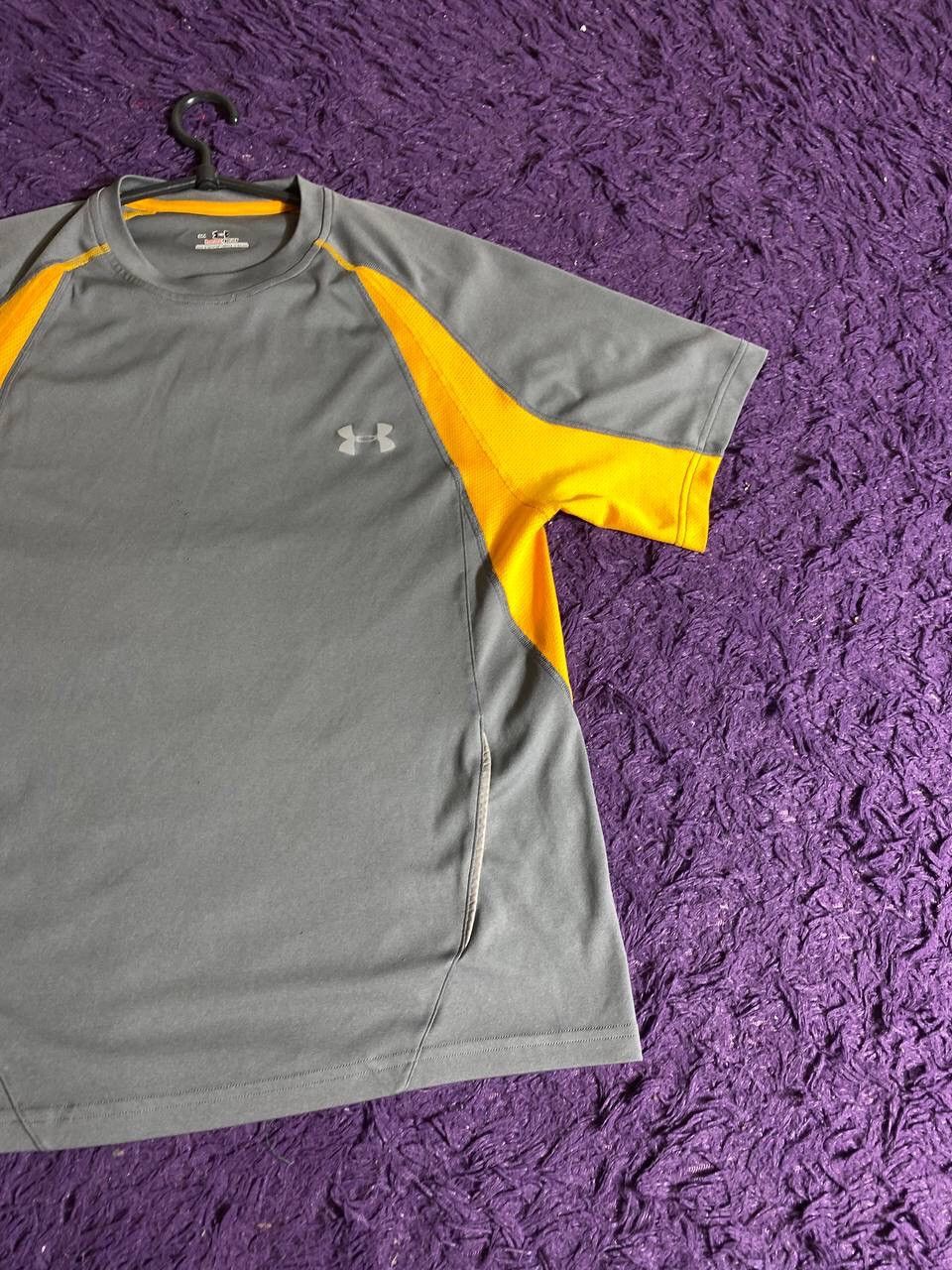 Under Armour × Vintage Men's Under Armour Small Heatgear T-Shirt 100% Size US M / EU 48-50 / 2 - 17 Thumbnail