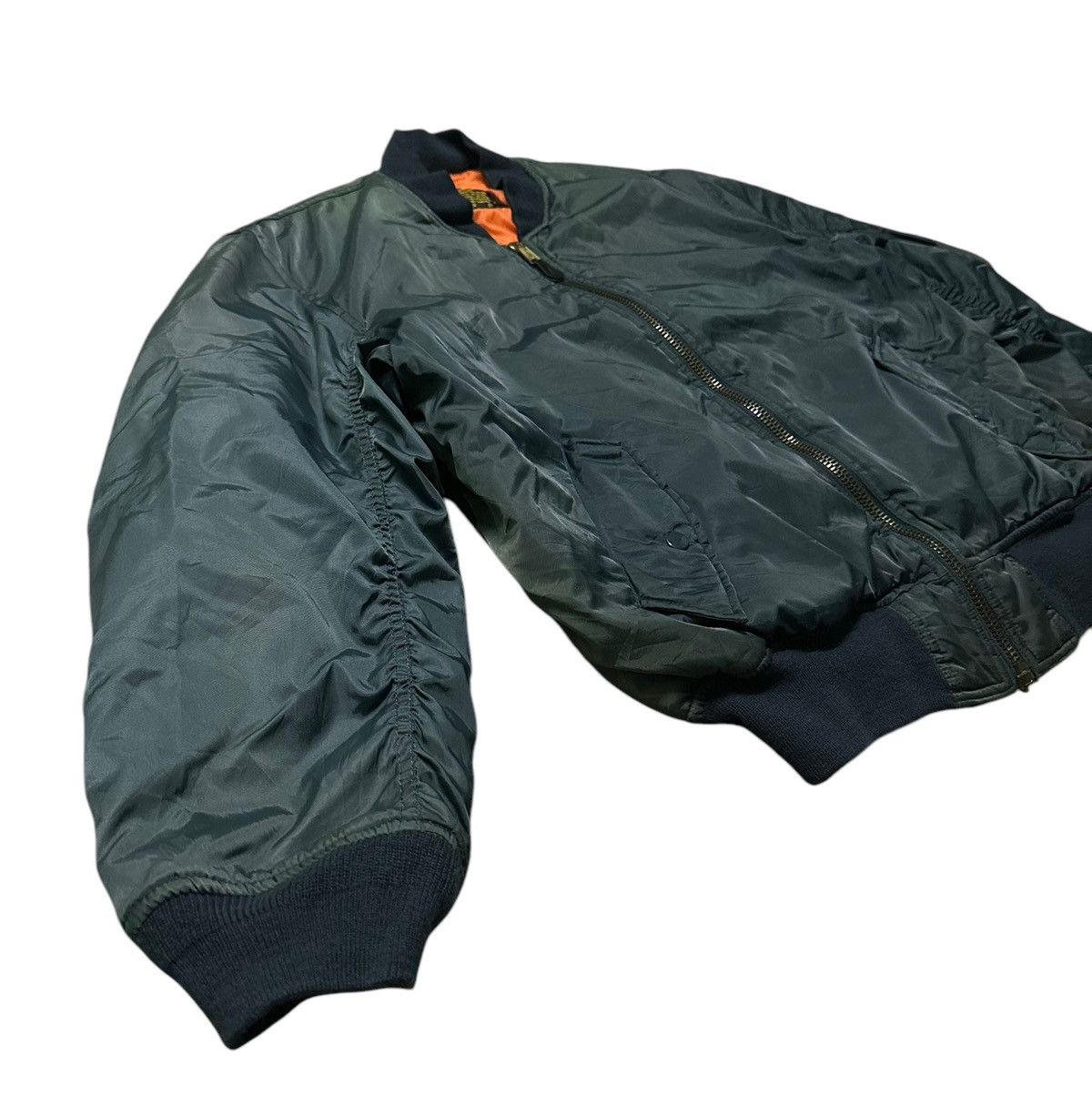 Vintage Vintage 90s I.T plain military bomber jacket Size US L / EU 52-54 / 3 - 5 Thumbnail