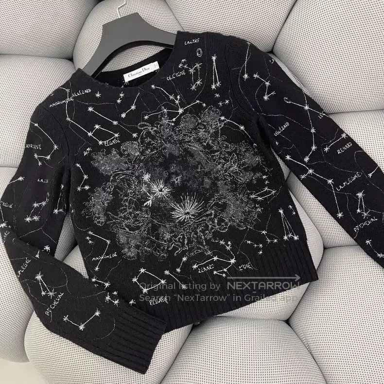 Dior Dior Black embroidered two-strand yarn full of stars cashm Size XXS / US 00 / IT 34 - 1 Thumbnail
