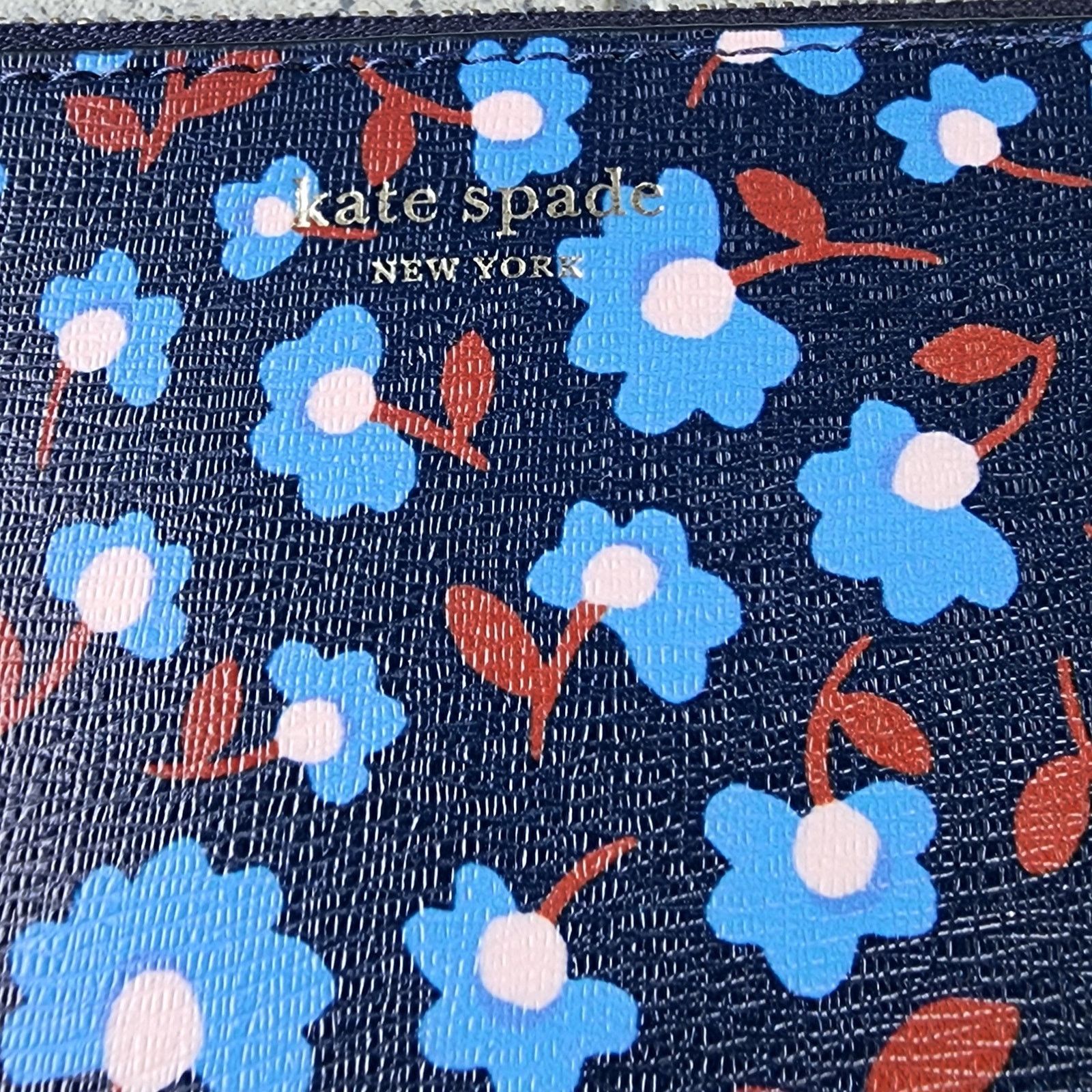 Kate Spade Kate Spade New York Large Molly Party Floral PVC Tote Bag Size ONE SIZE - 10 Thumbnail