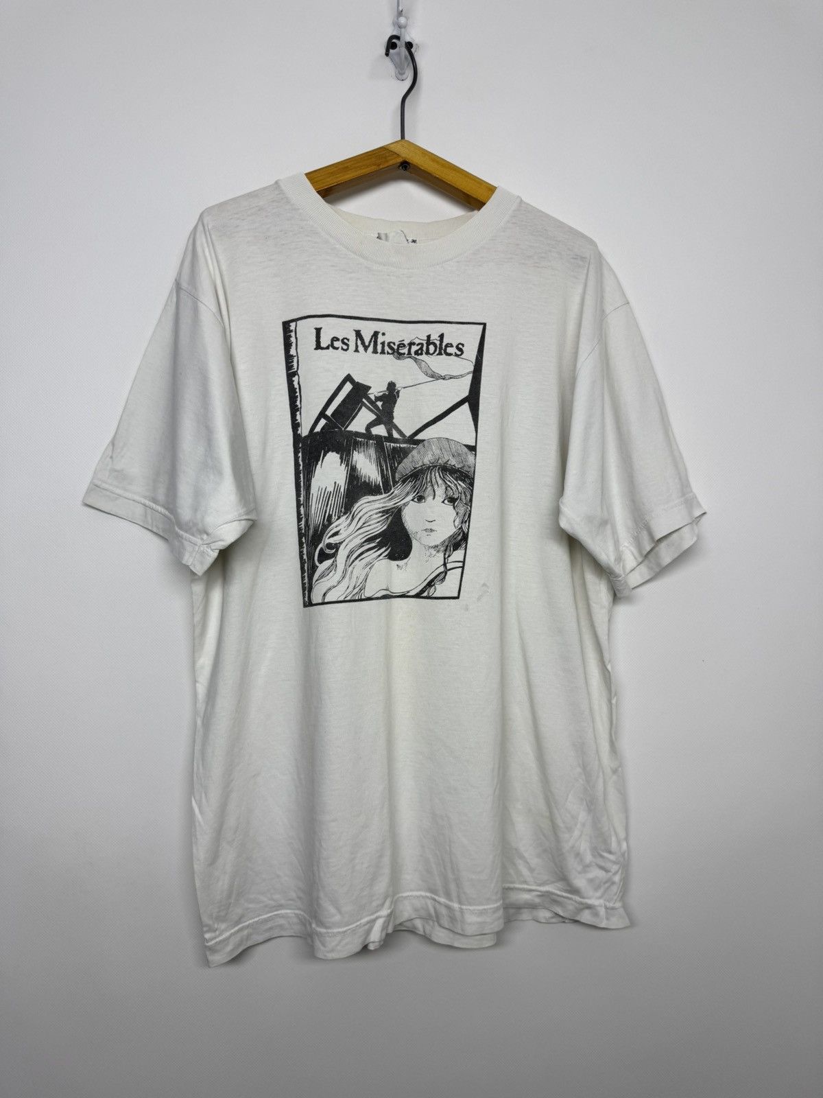 Vintage Vintage Les Miserables Big Logo T-Short 00’s Size US L / EU 52-54 / 3 - 4 Thumbnail