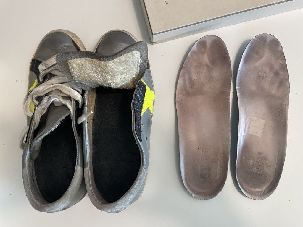 Golden Goose Super Star Size US 6 / IT 36 - 18 Thumbnail