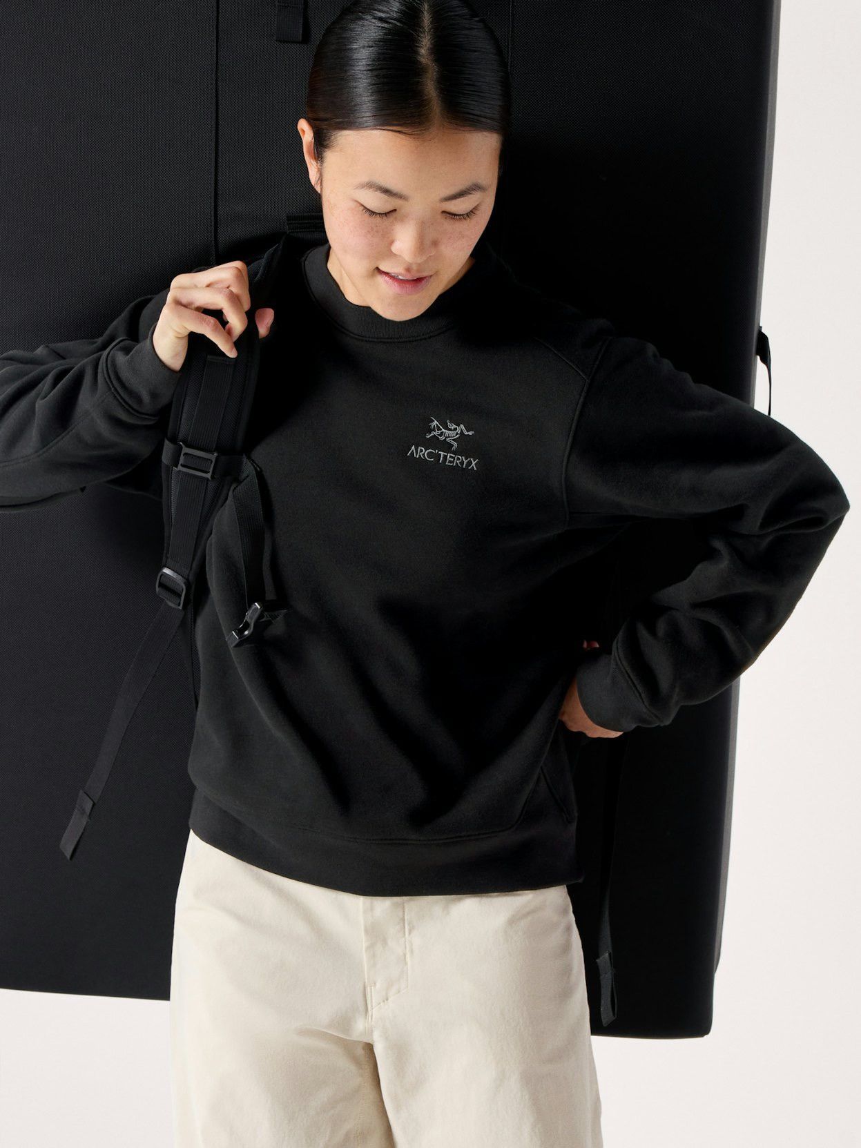 Arc'teryx Arc’teryx Emblem Fleece Crew Neck Sweatshirt Women’s S/M Size S / US 4 / IT 40 - 2 Thumbnail