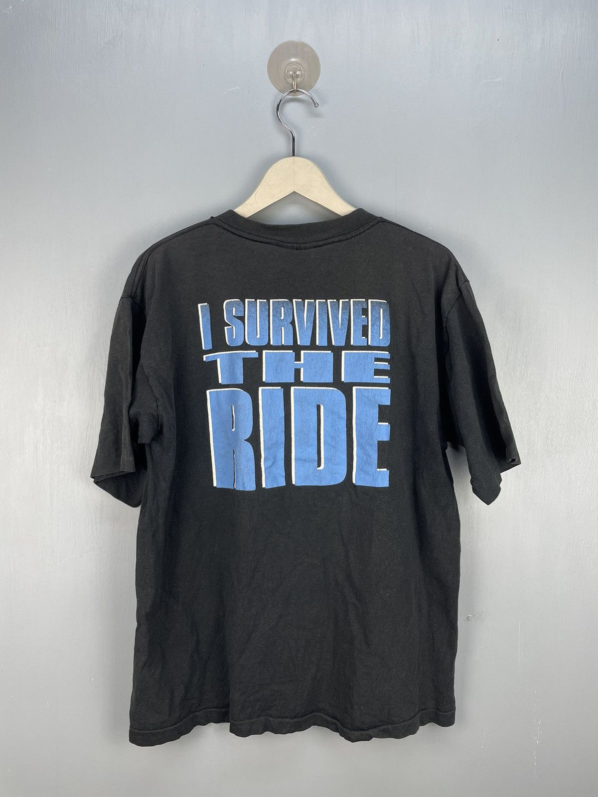 Vintage Vintage 90s Turbulence I Survived The Ride movie promo tee Size US L / EU 52-54 / 3 - 2 Thumbnail