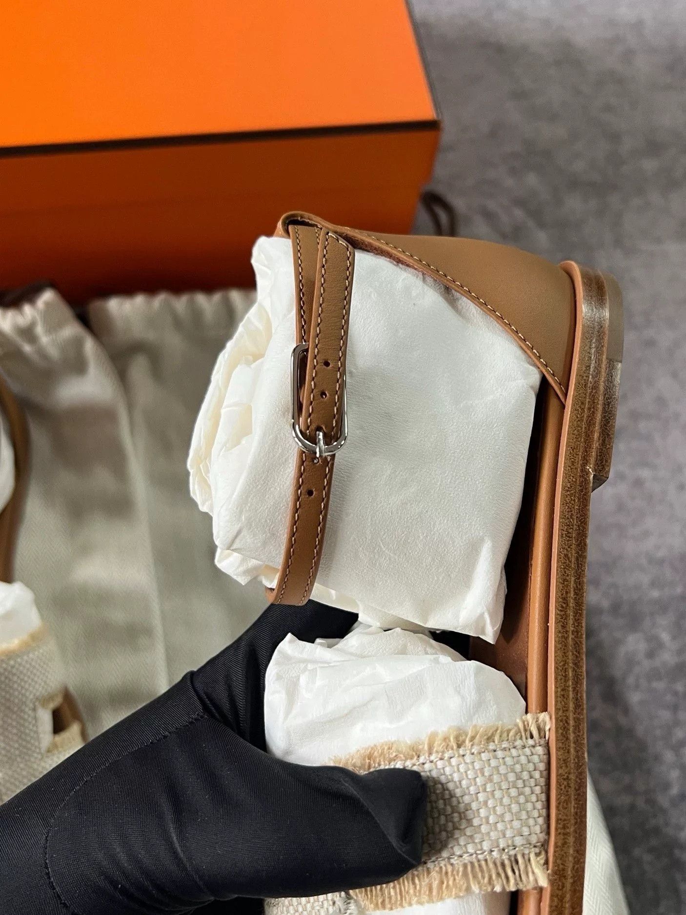 Hermes Hermes Santorini H Sandals Size US 7 / EU 40 - 4 Thumbnail