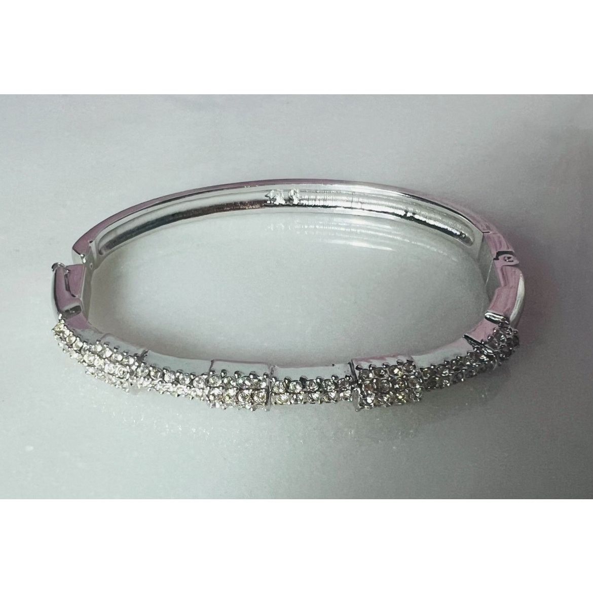 Swarovski NIB Swarovski signed pave bangle Size ONE SIZE - 6 Thumbnail