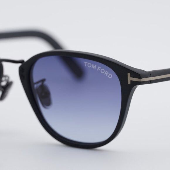 Tom Ford FT1049-D 02W Sunglasses Matte Black Square Frame