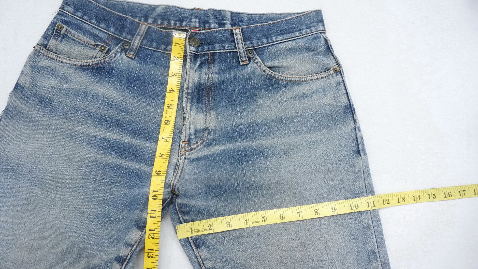 Uniqlo Uniqlo Jeans UJ Insulated Distressed Jeans Size US 33 - 9 Thumbnail