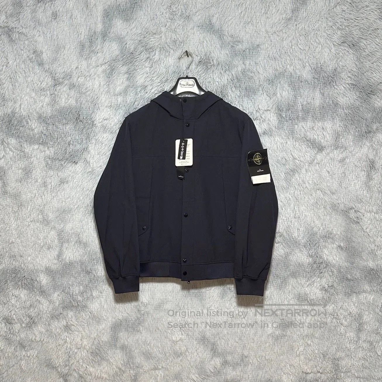 Stone Island stone island lightweight hooded jacket navy blue. Size US L / EU 52-54 / 3 - 1 Thumbnail