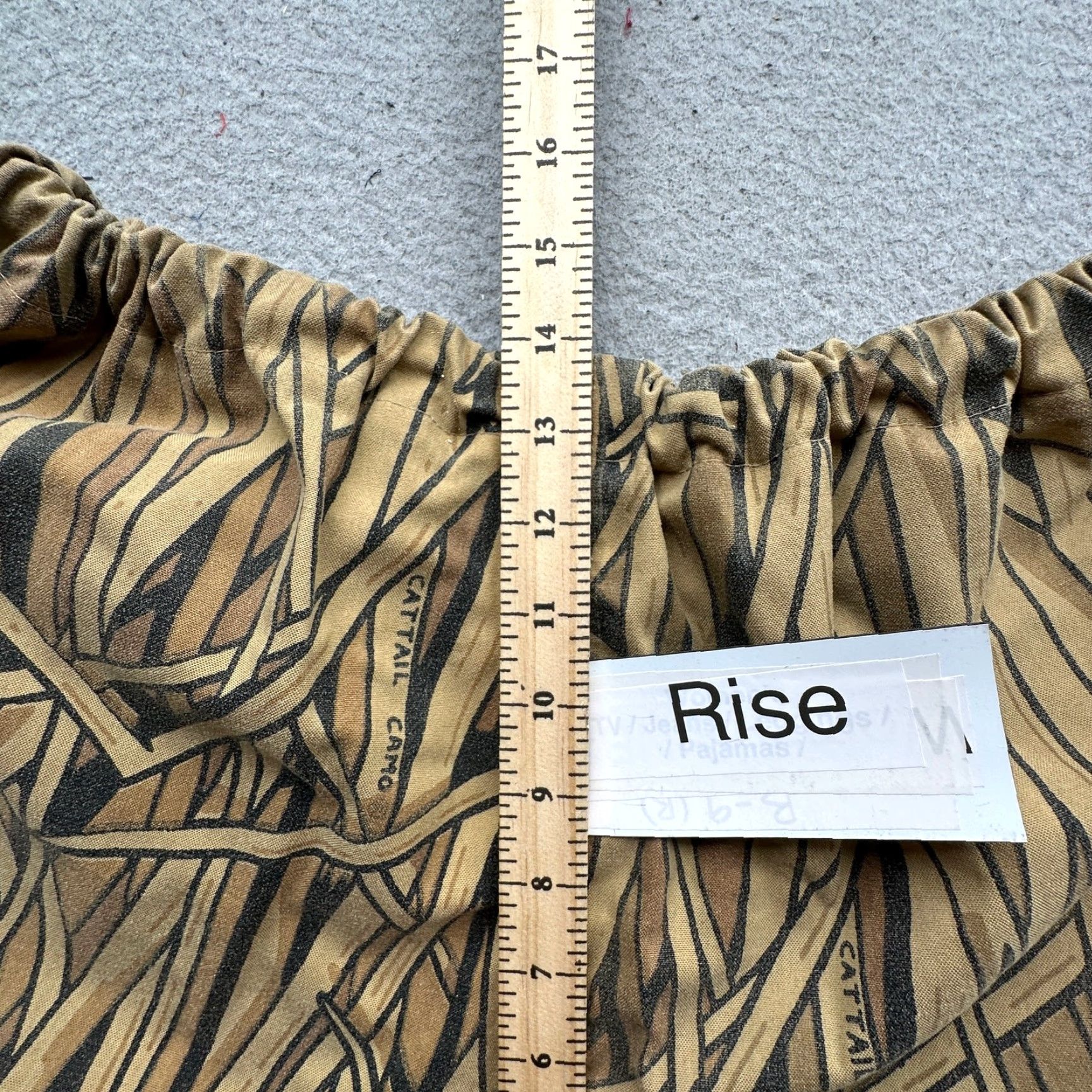 Vintage VINTAGE Cabela's Gore-Tex Hunting Pants Mens M Regular 31" Inseam Tree Cat Tail Camo Camouflage Brown Mens Pants Camouflage Hunting Weather Rain Pants Size US 30 / EU 46 - 6 Thumbnail