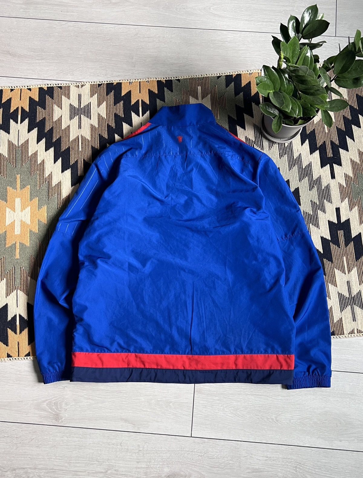Vintage Vintage Adidas 2015 Manchester United Jacket Size US L / EU 52-54 / 3 - 8 Thumbnail
