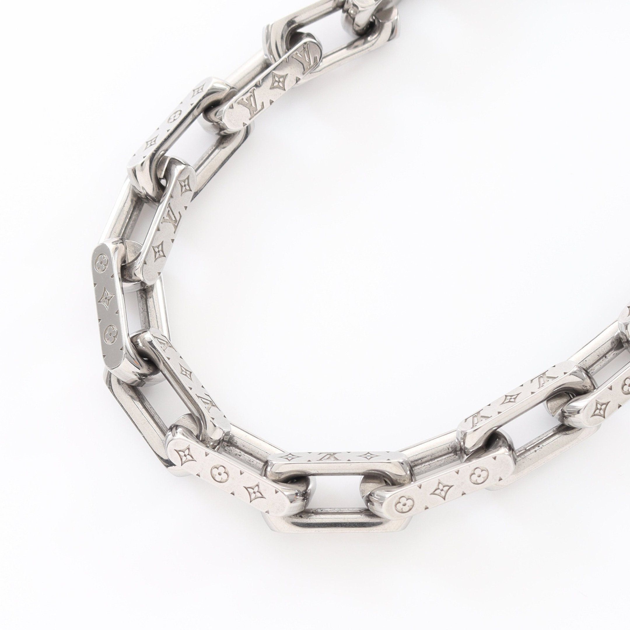Louis Vuitton Louis Vuitton Collier Chain Monogram Necklace Silver Size ONE SIZE - 1 Thumbnail