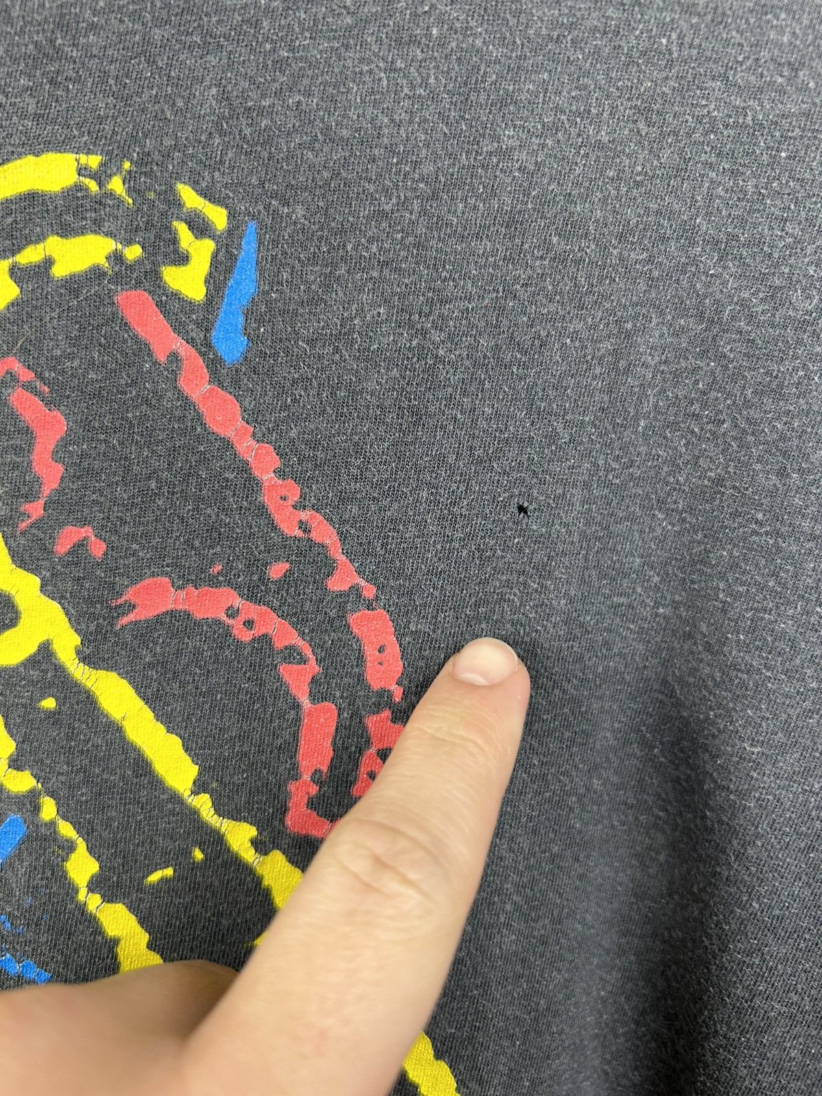 Band Tees Vintage 90s Pink Floyd The Wall Berlin 90 T shirt Size US XL / EU 56 / 4 - 4 Thumbnail