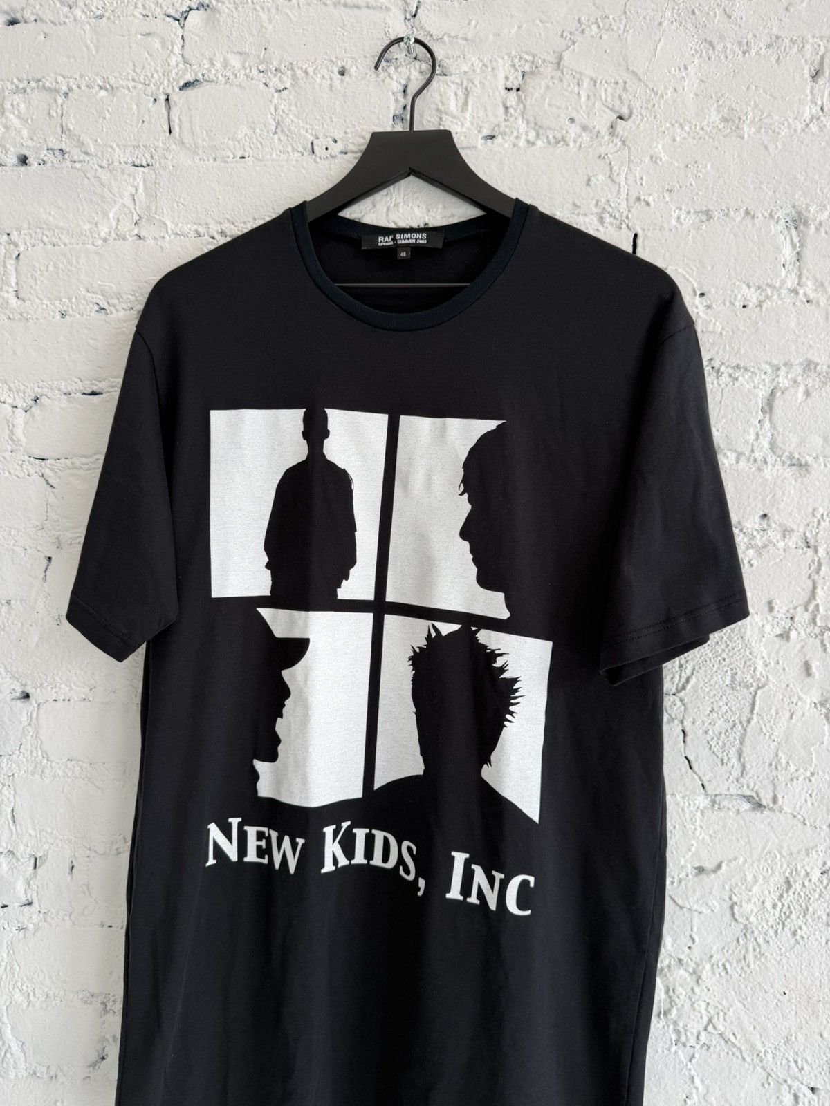 Raf Simons S/S 2003 RAF SIMONS ‘NEW KIDS INC’ TEE Size US S / EU 44-46 / 1 - 2 Thumbnail